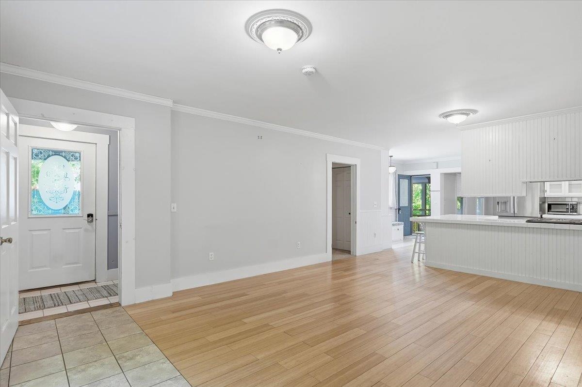 320 Charles Street Property Photo 21