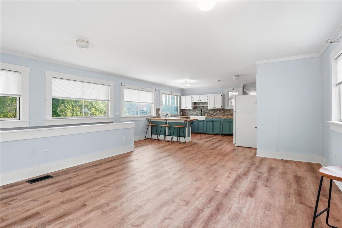 320 Charles Street Property Photo 27