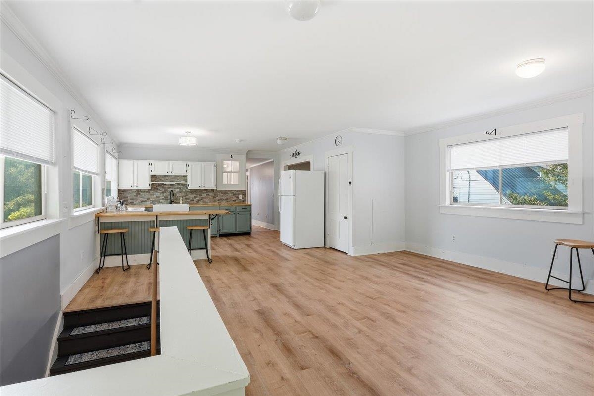 320 Charles Street Property Photo 28