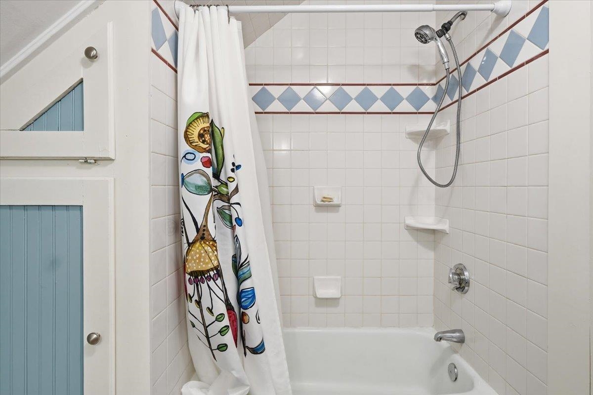 320 Charles Street Property Photo 34