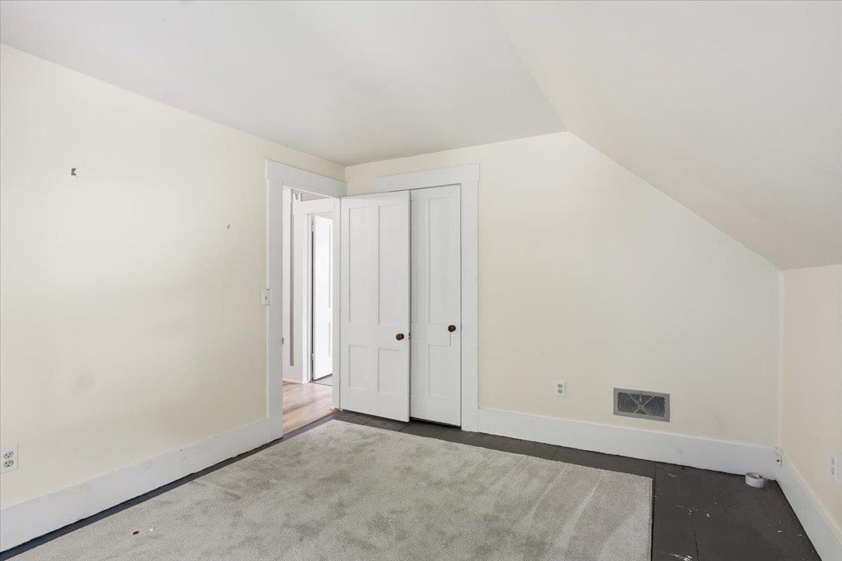 320 Charles Street Property Photo 41