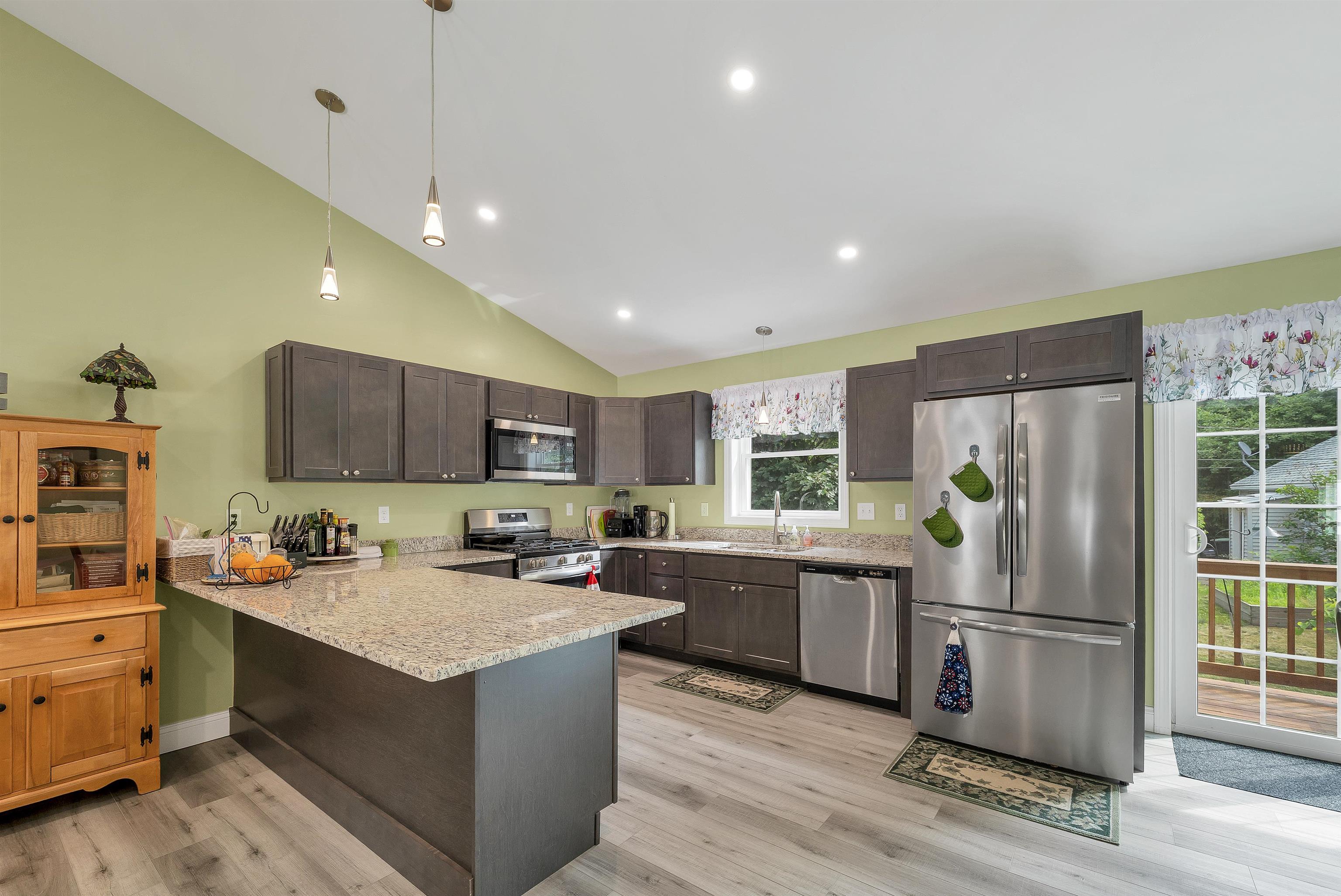 3 Carver Street Property Photo 4