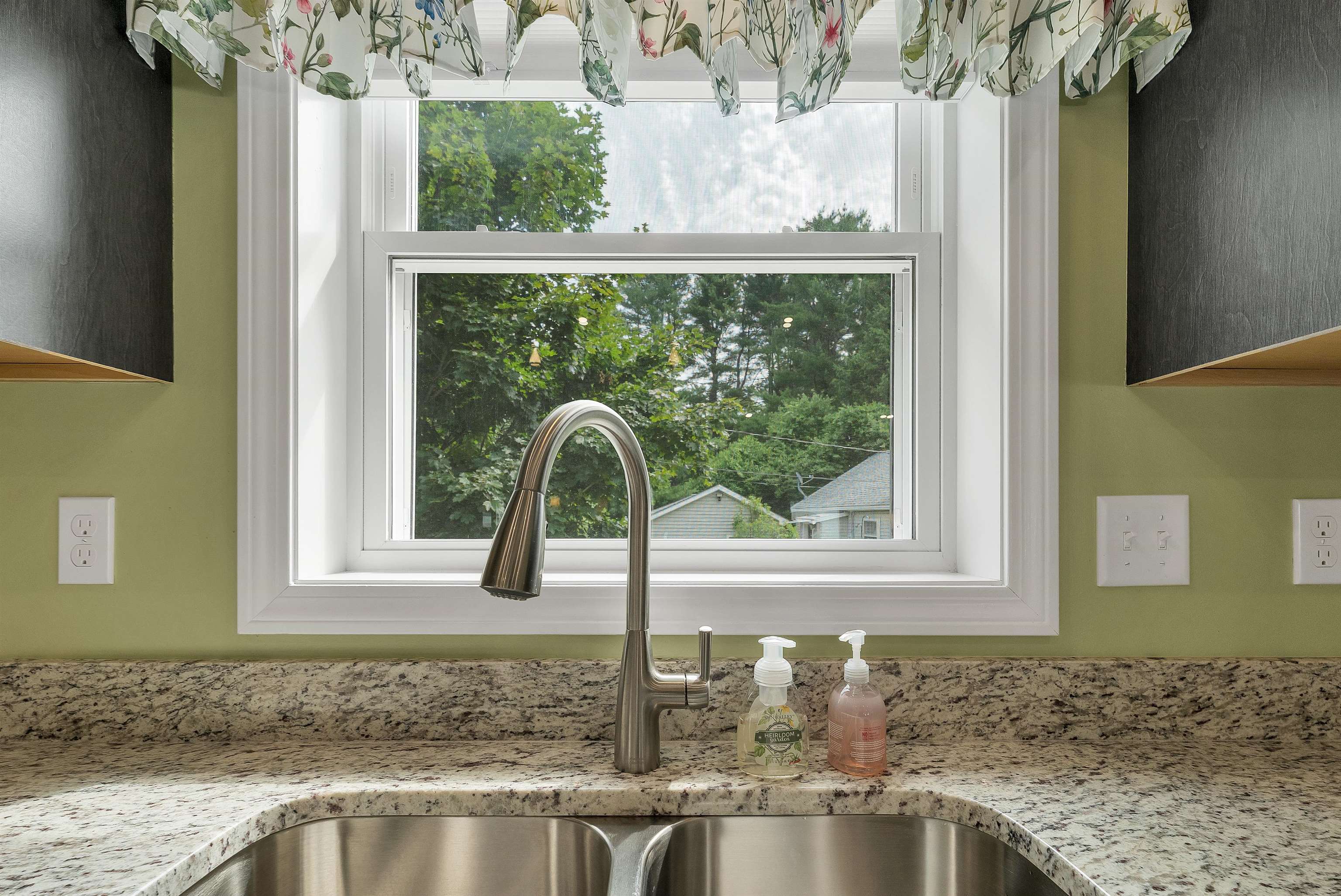 3 Carver Street Property Photo 6