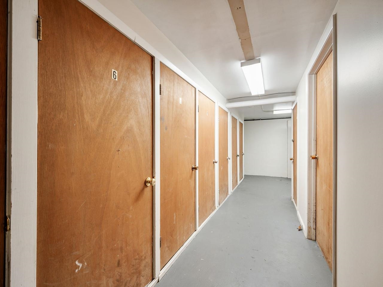 297 College Street Property Photo 16