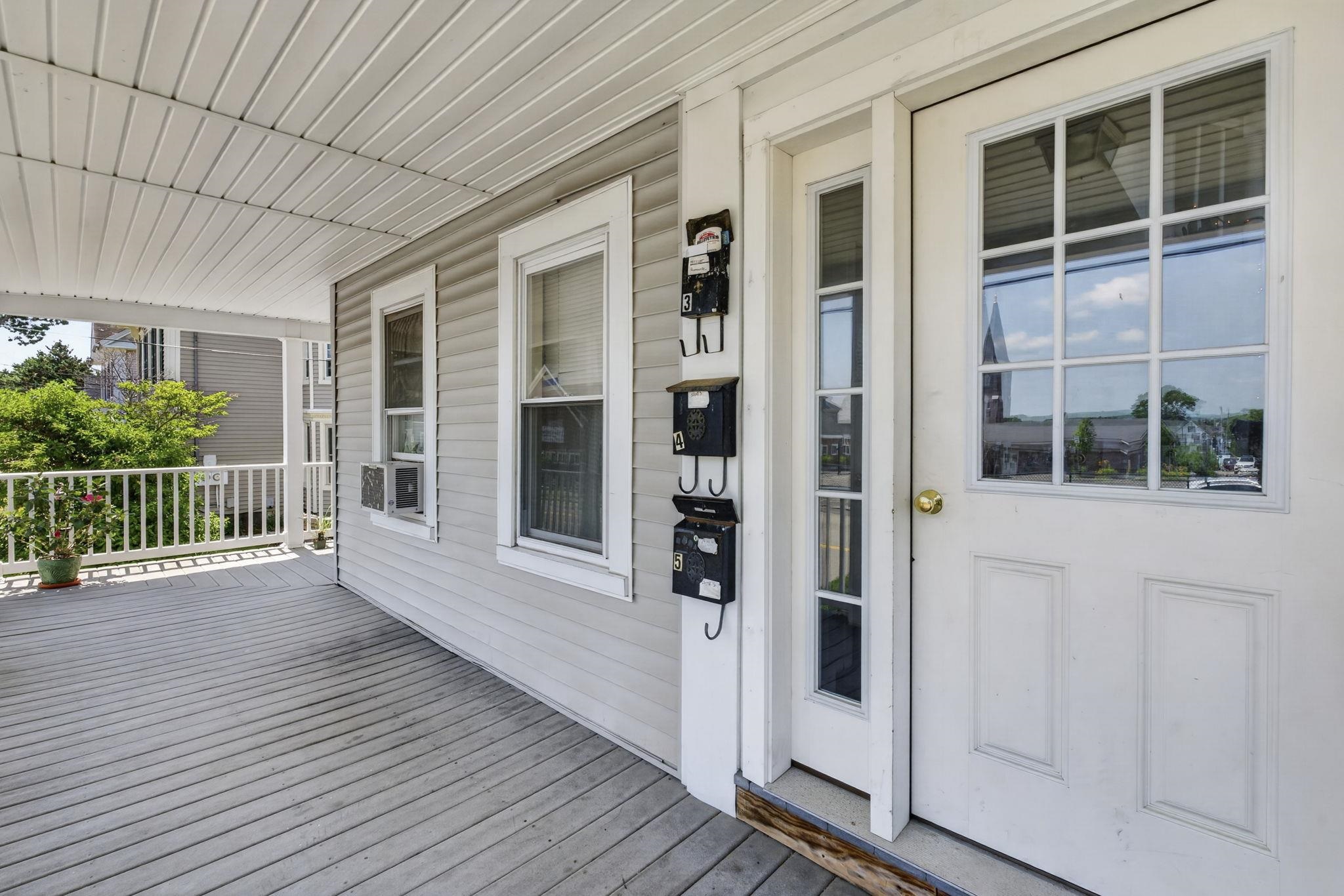 60 S State Street Property Photo 7