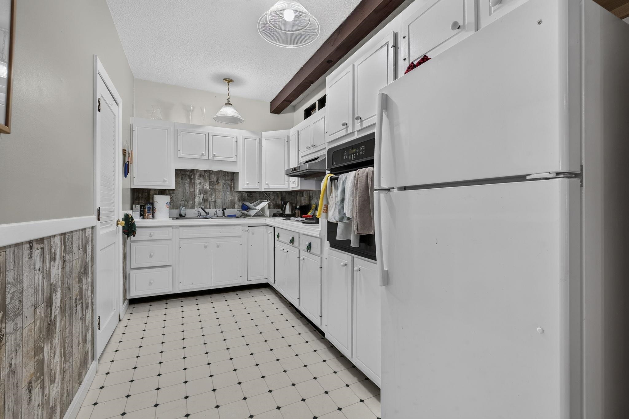 60 S State Street Property Photo 20