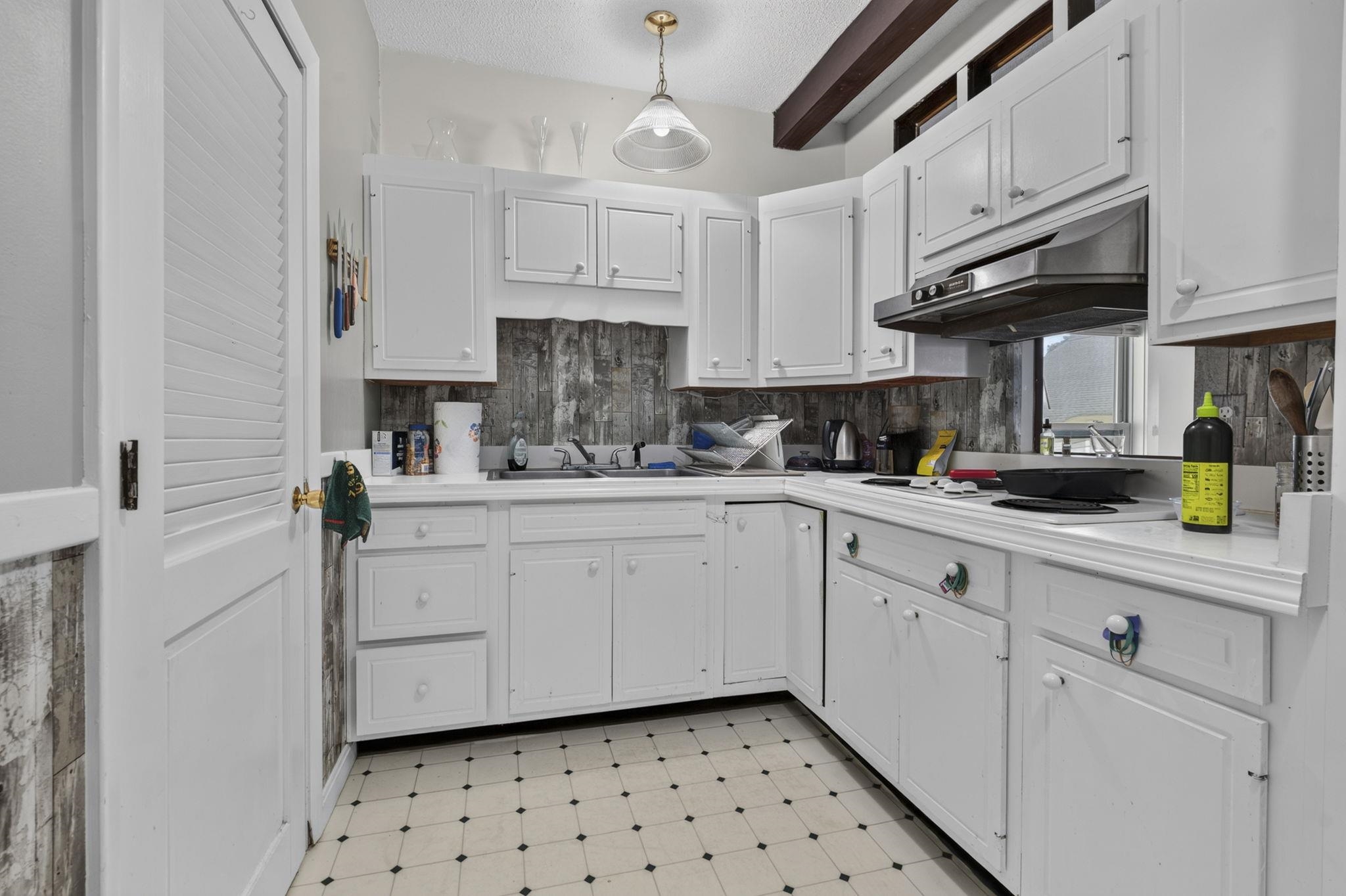 60 S State Street Property Photo 21