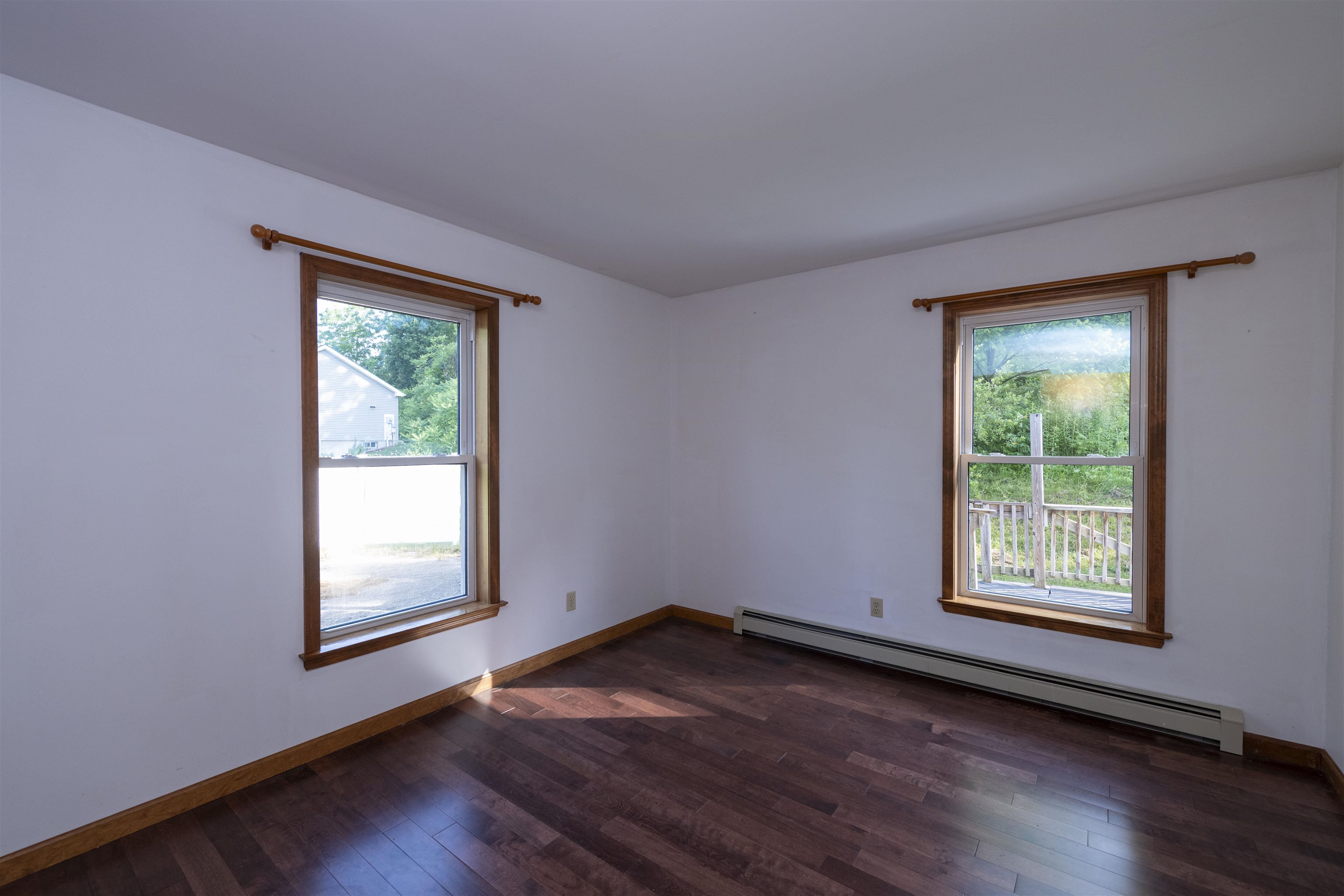 100 Riverside Lane Property Photo 18
