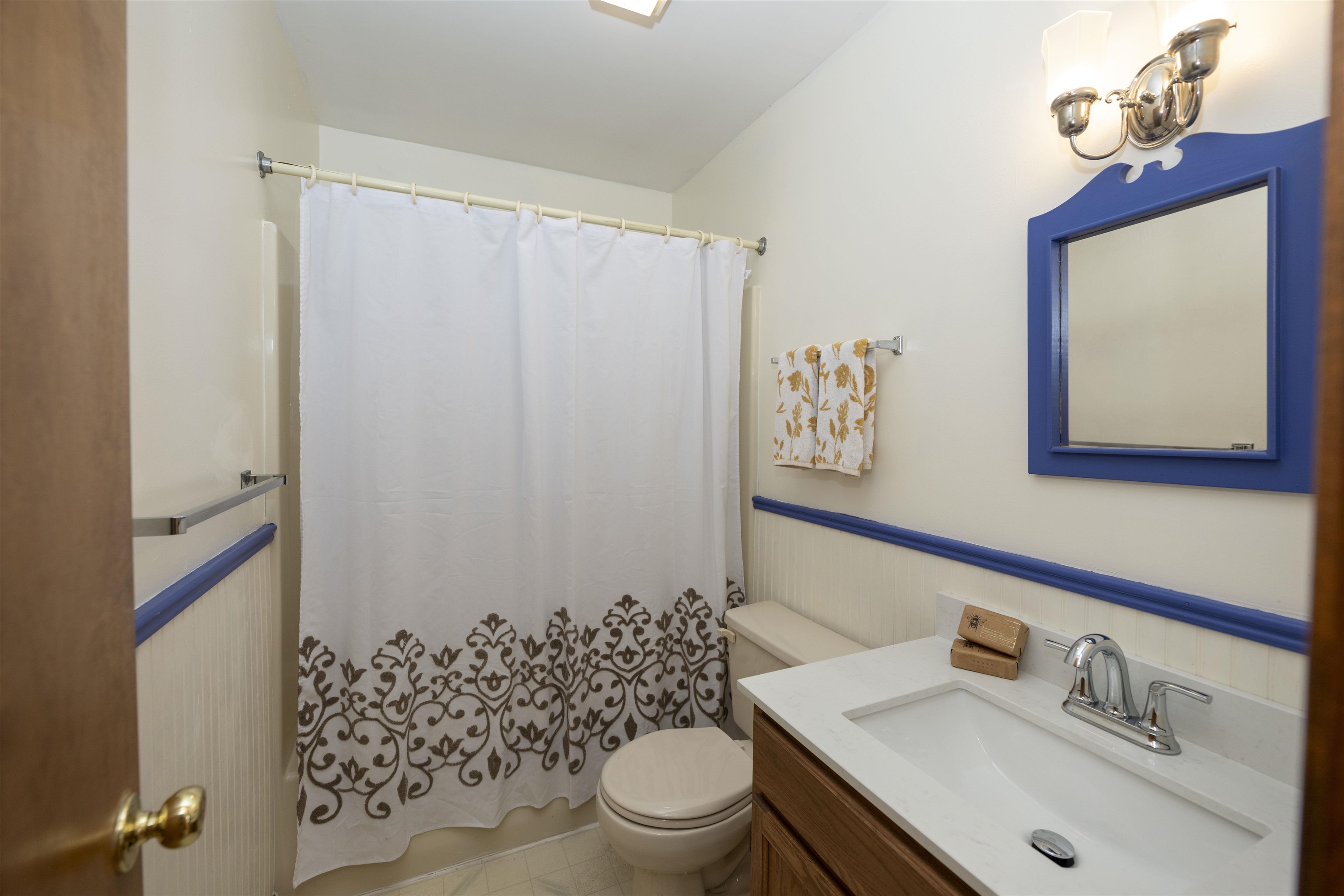 100 Riverside Lane Property Photo 21