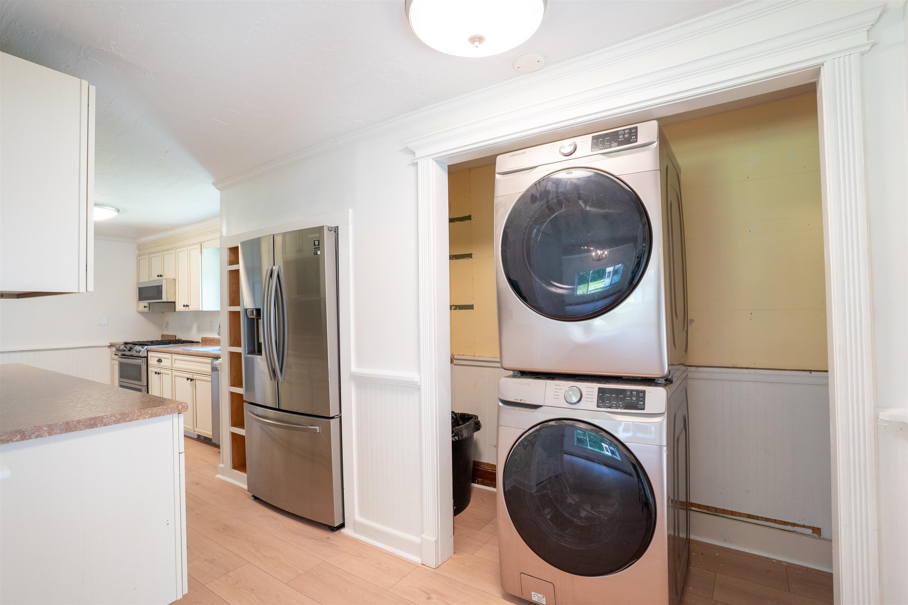 905 New Hampton Road Property Photo 6