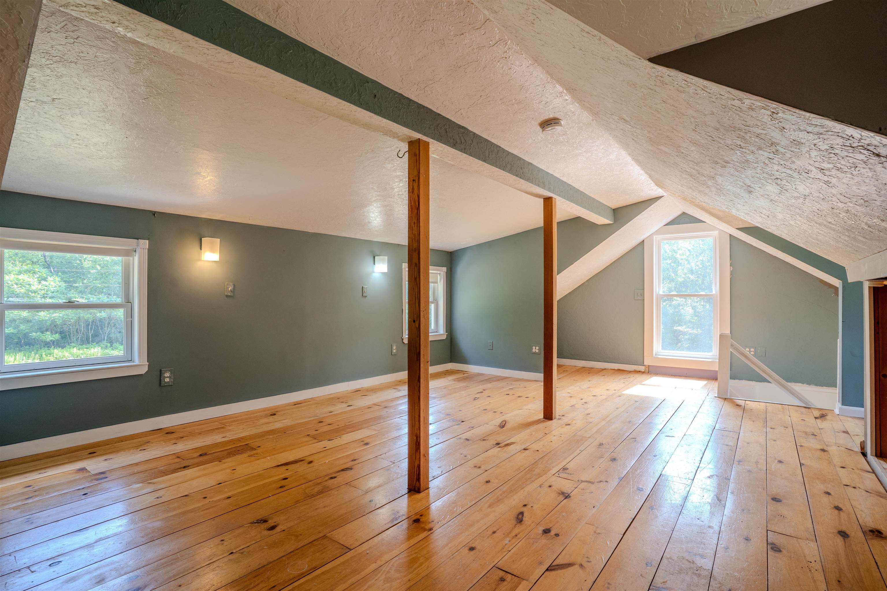 905 New Hampton Road Property Photo 29