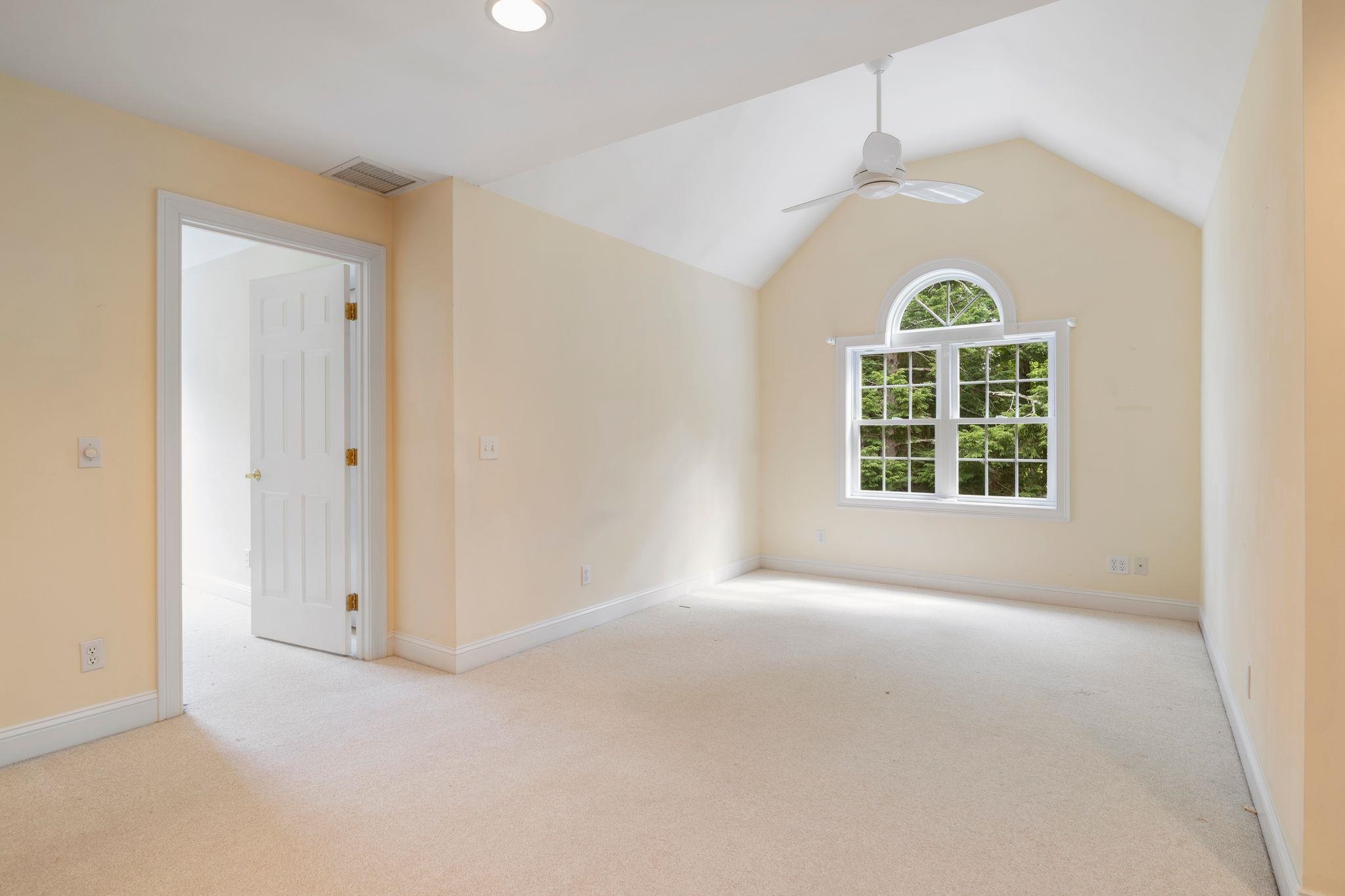 29 Vineyard Drive Property Photo 21
