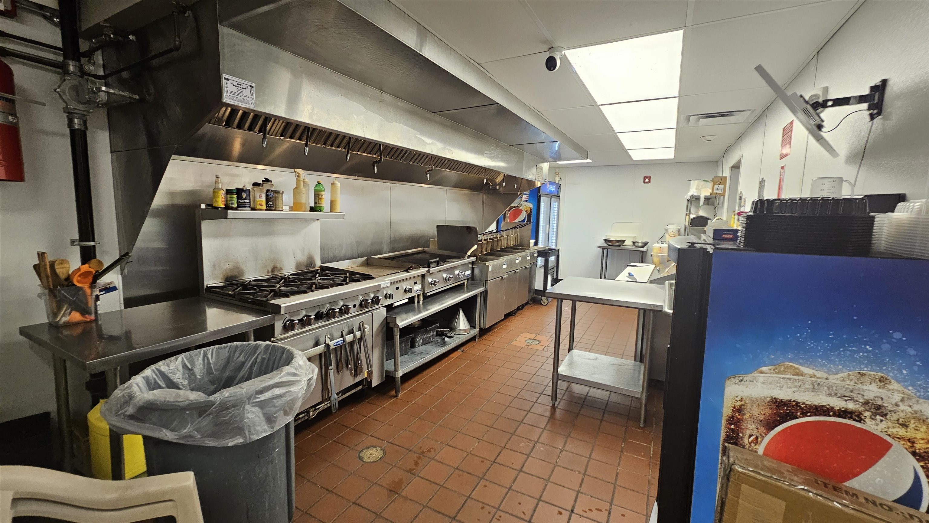 12 W Hollis Street Property Photo 4