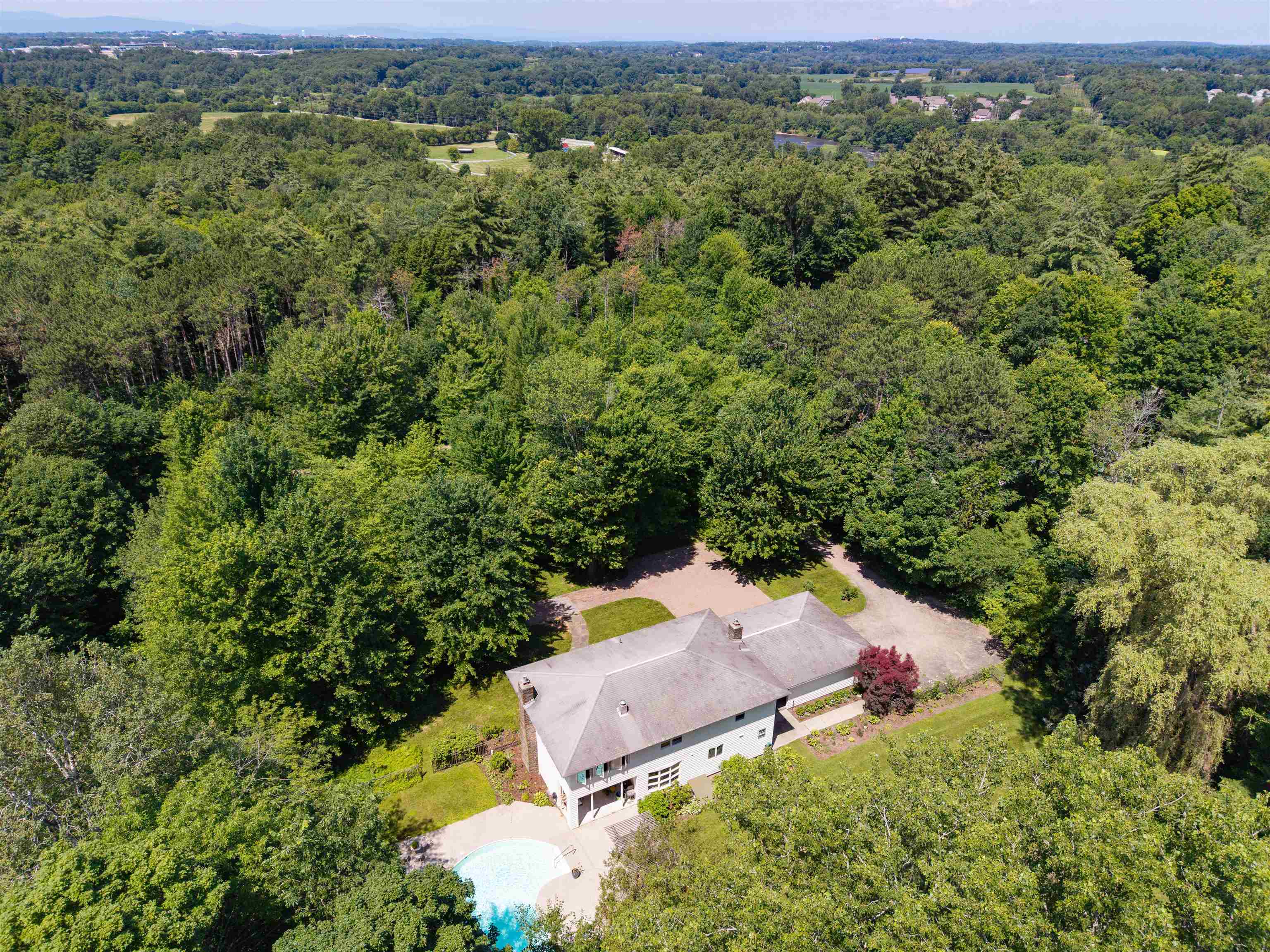 49 Shady Lane Property Photo 2