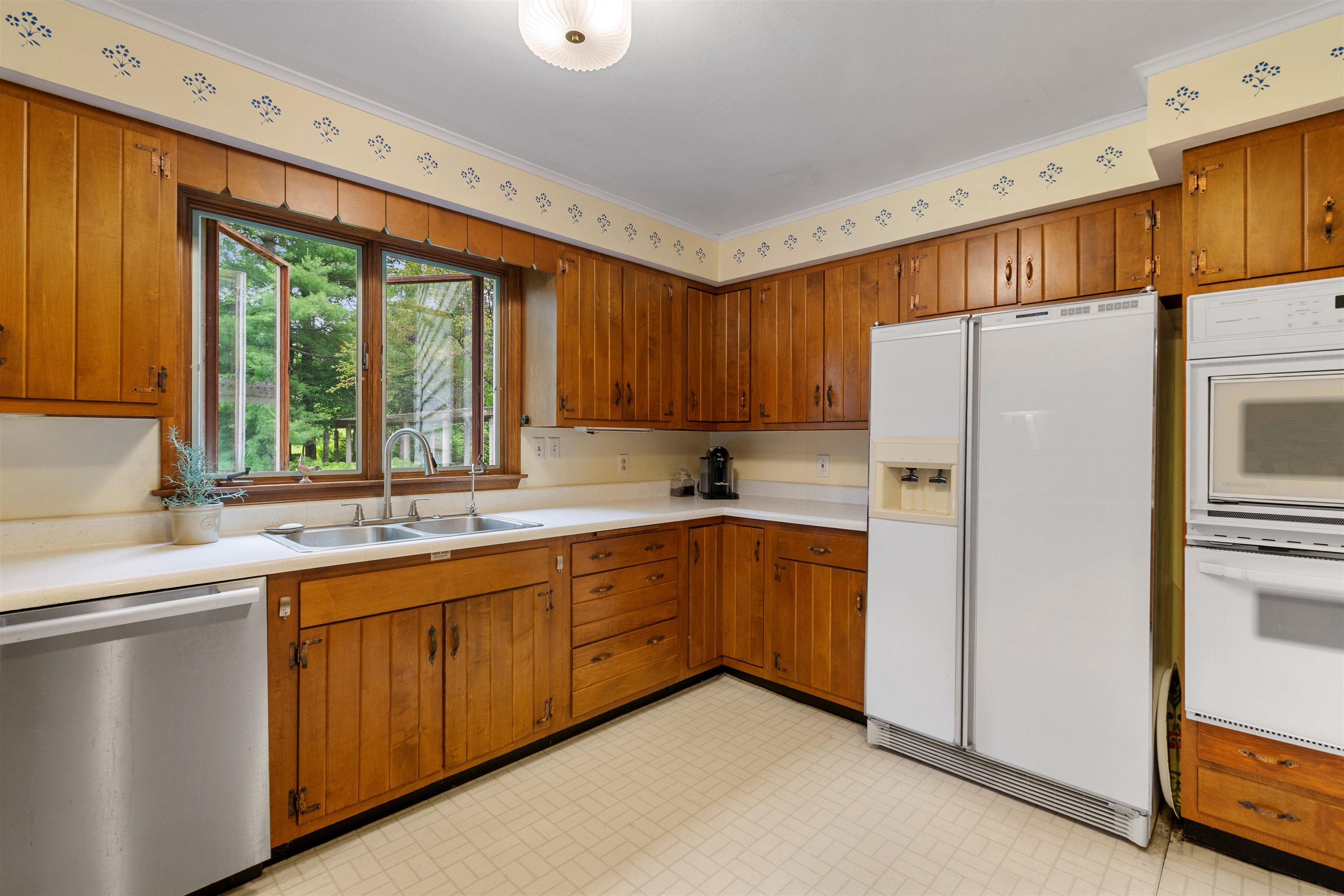49 Shady Lane Property Photo 17