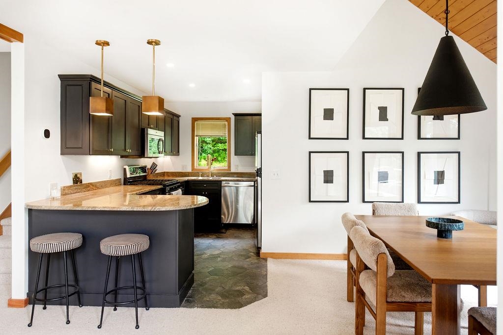 24 First Lane Property Photo 8
