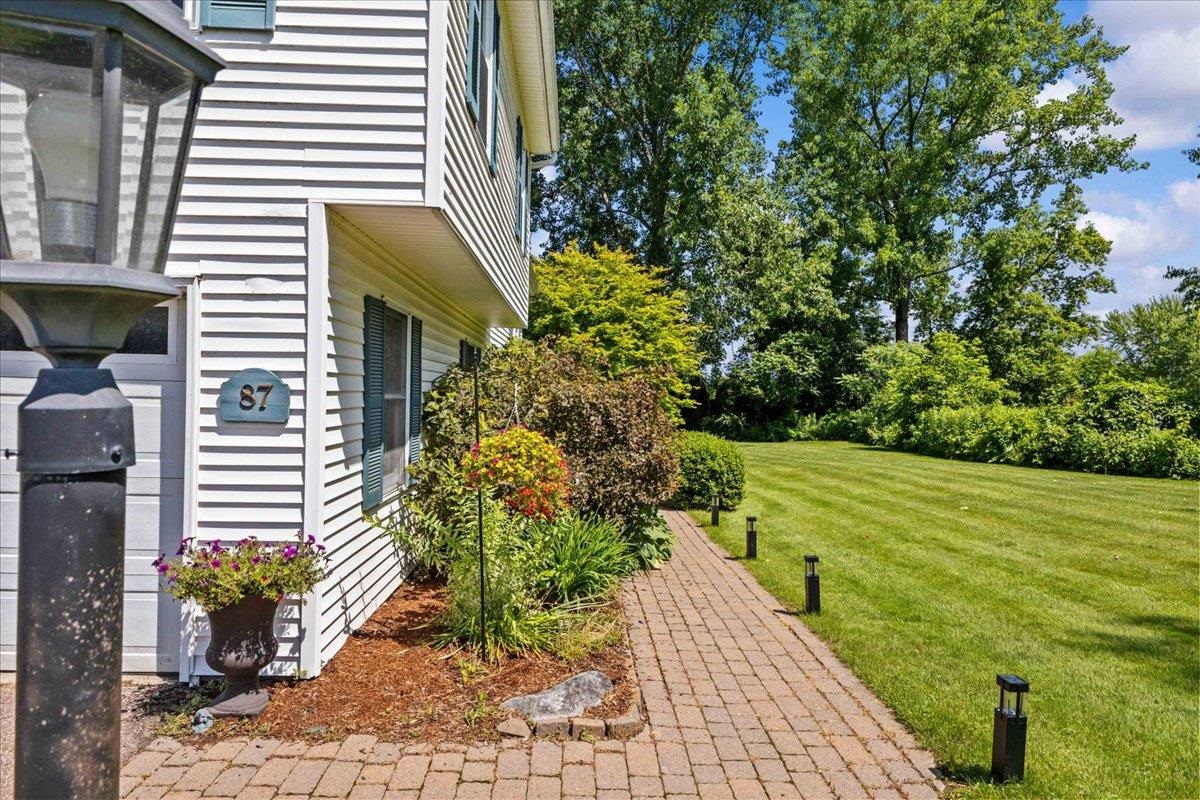 87 Morgan Parkway Property Photo 3