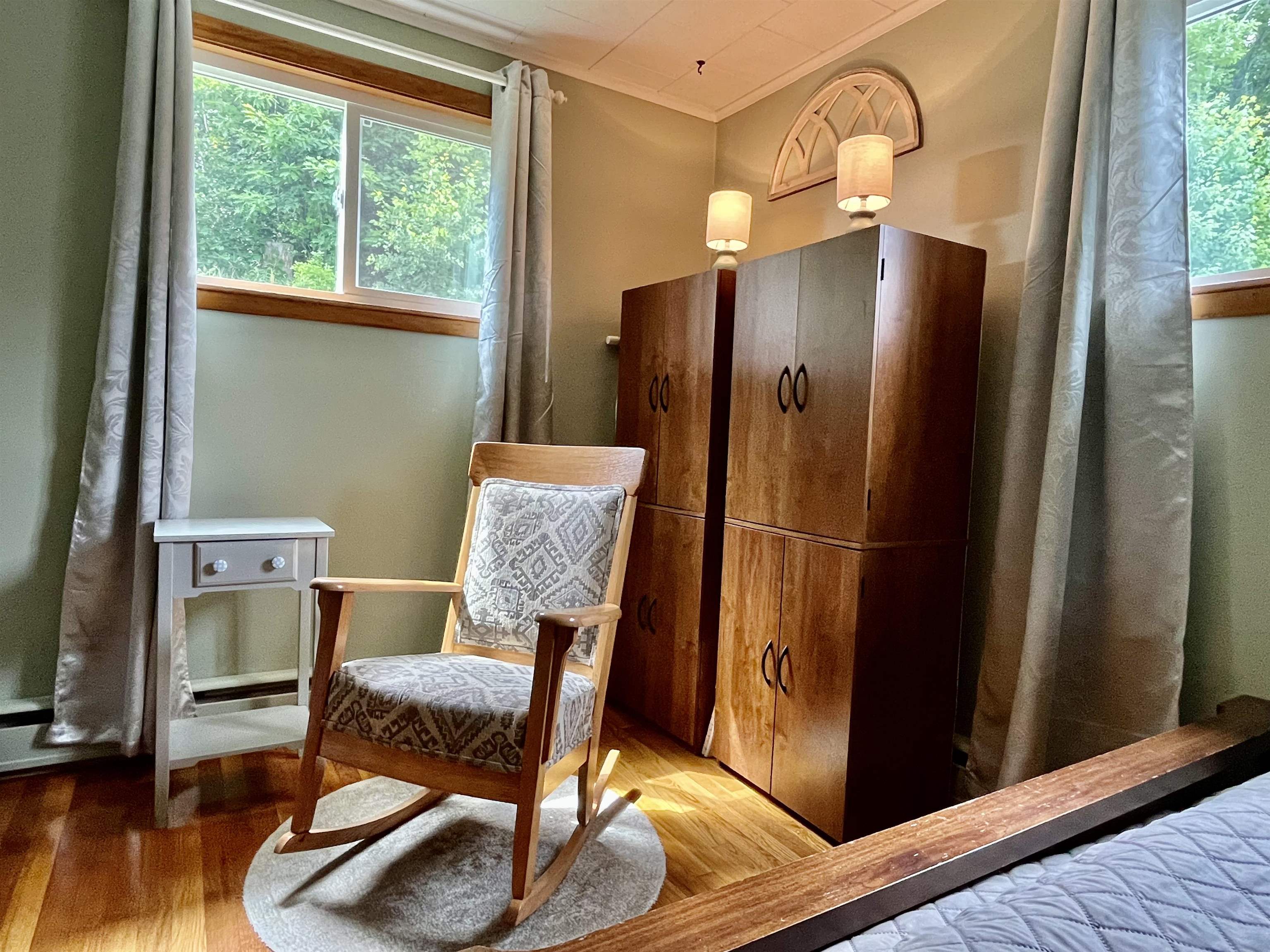 265 Norway Street Property Photo 10