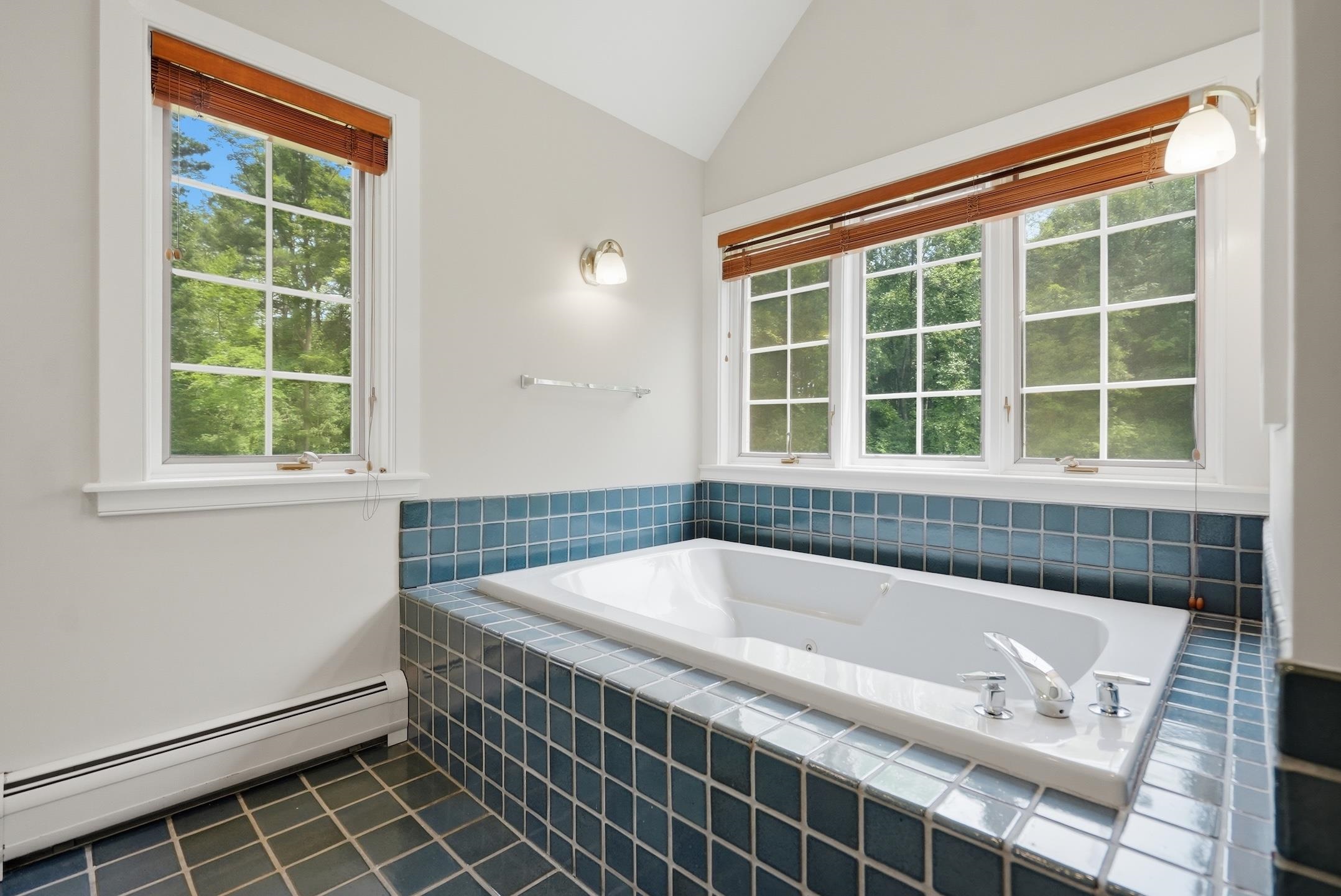 305 Westview Drive Property Photo 33