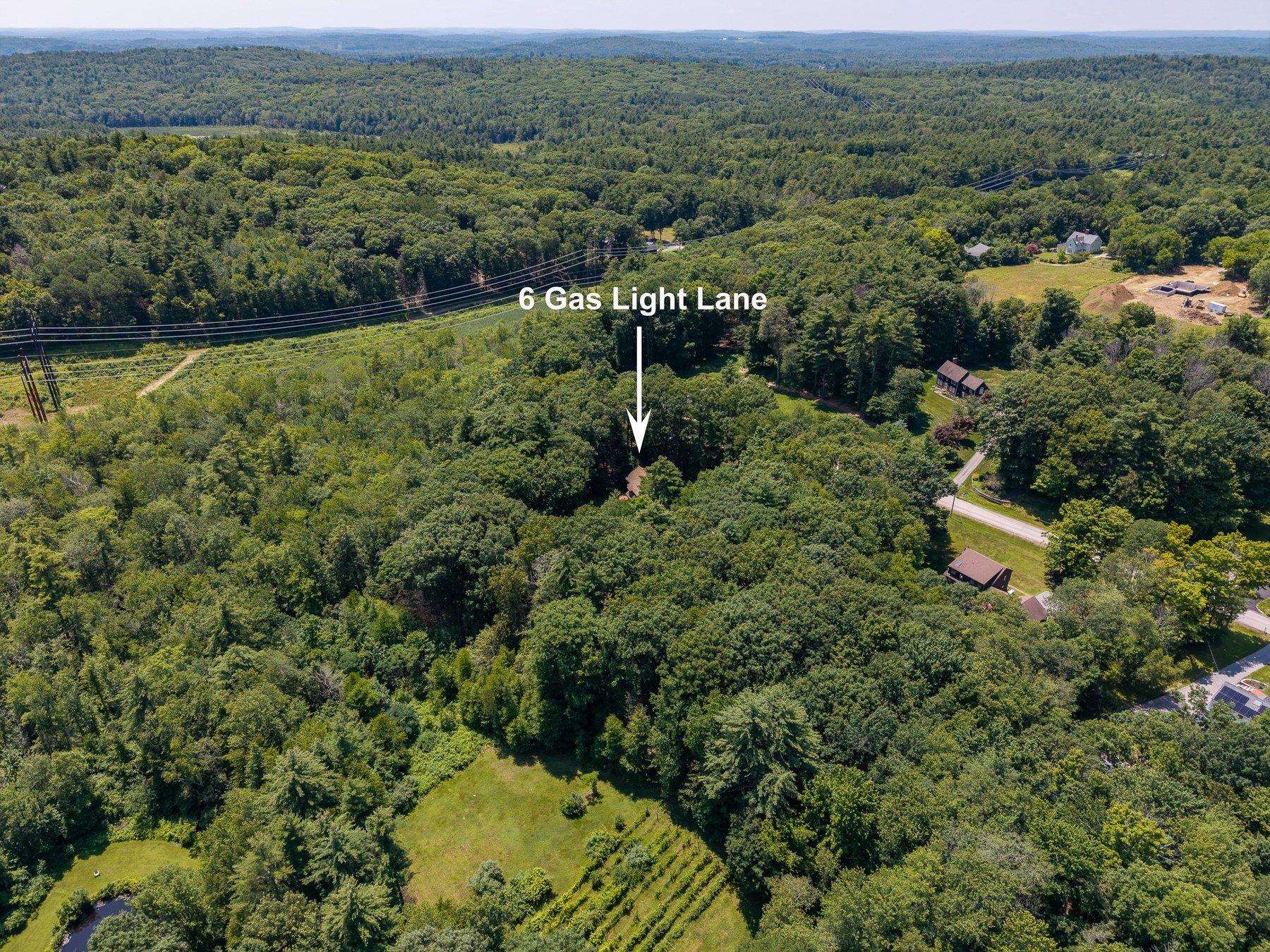 6 Gas Light Lane Property Photo 9