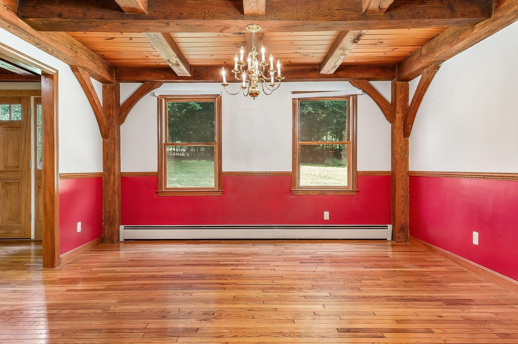 6 Gas Light Lane Property Photo 13
