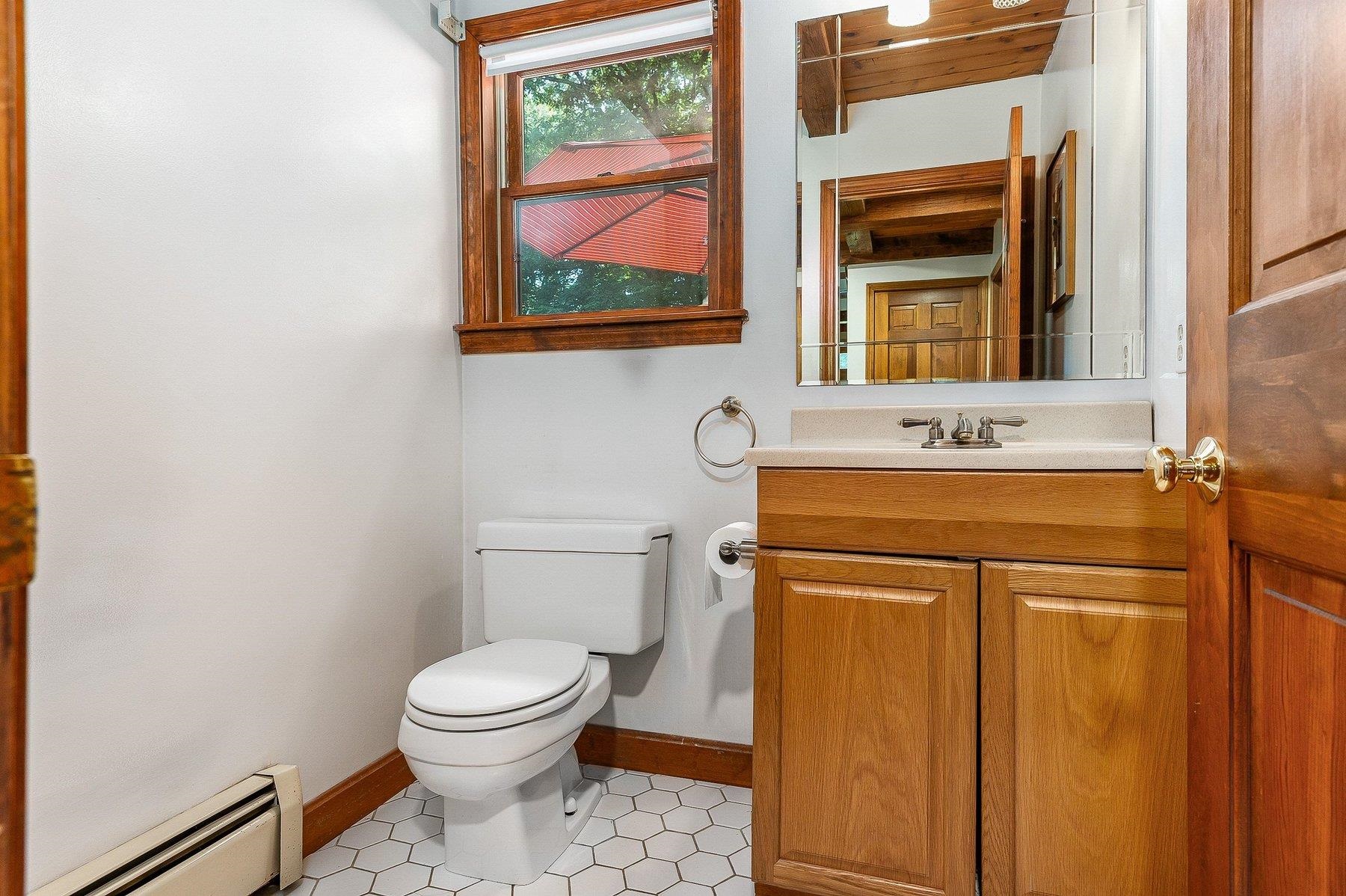 6 Gas Light Lane Property Photo 27