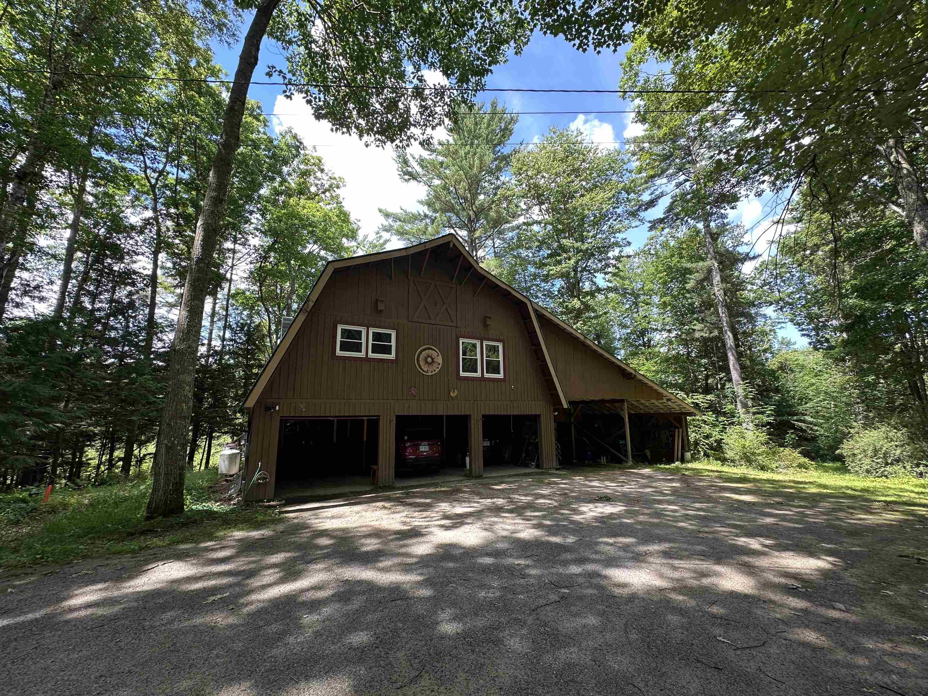 220 Monadnock Street Property Photo 6