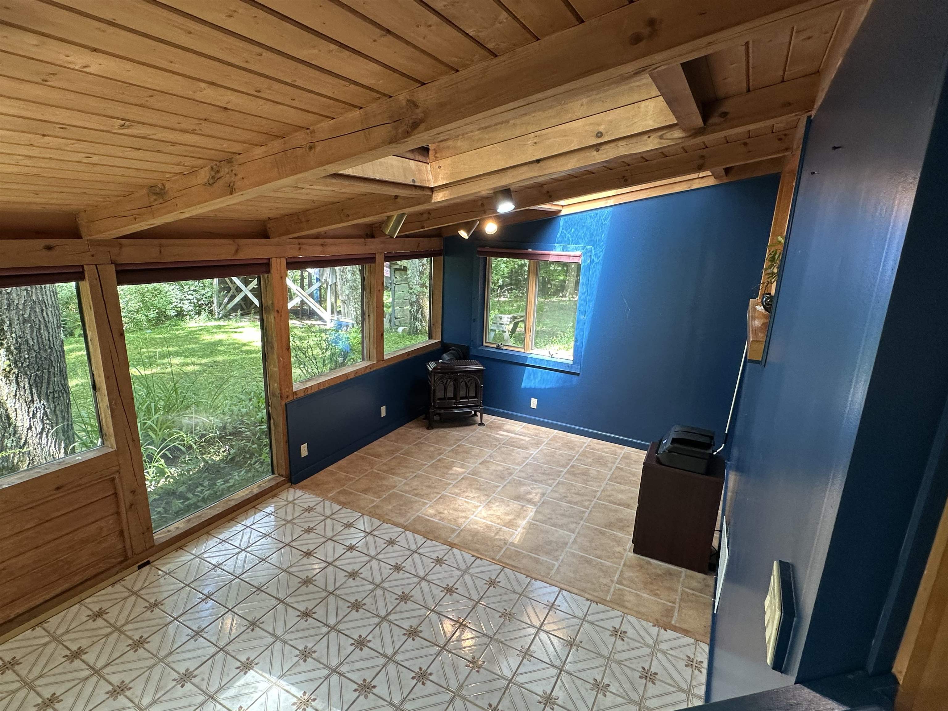 220 Monadnock Street Property Photo 34