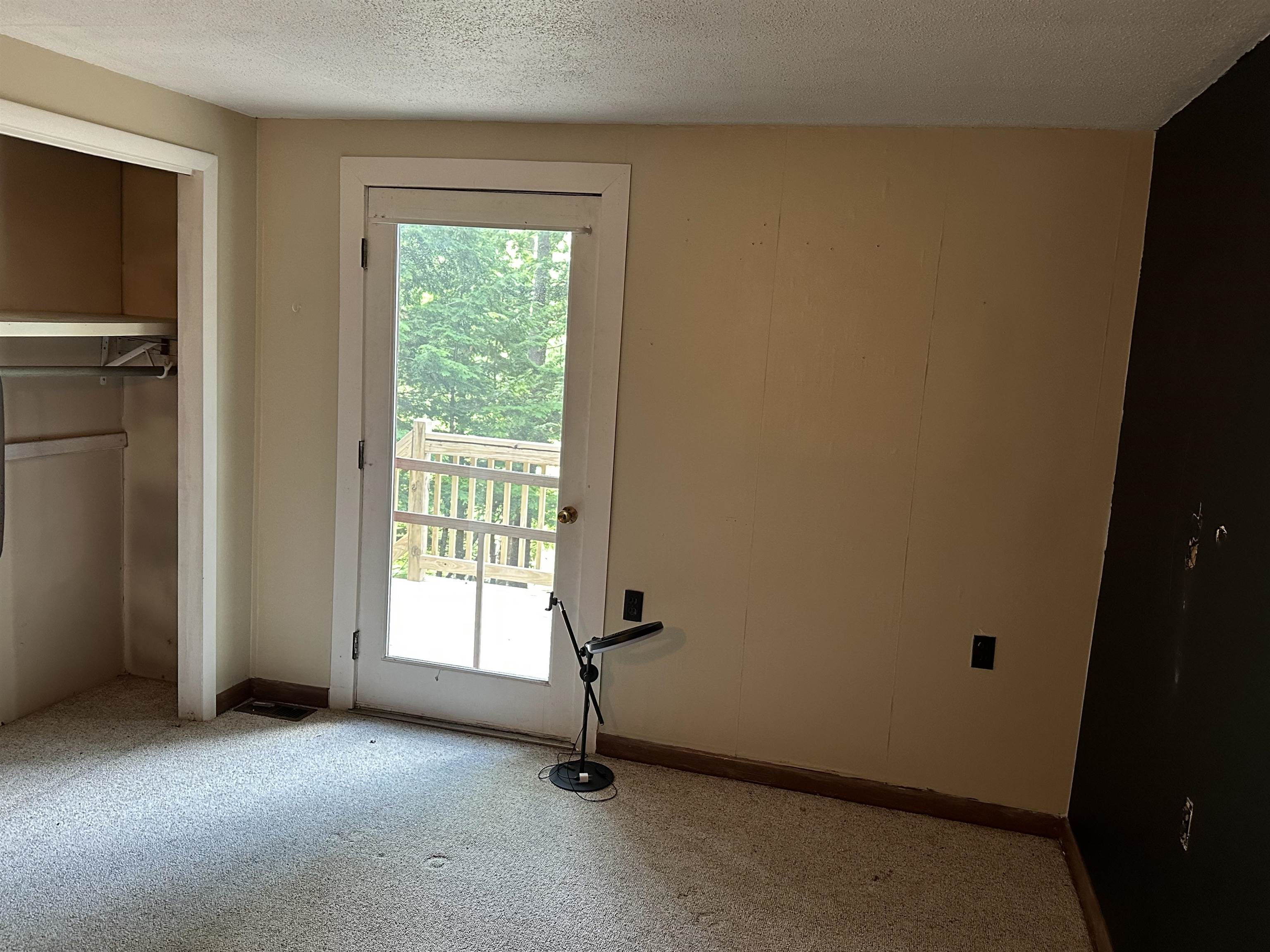 220 Monadnock Street Property Photo 54
