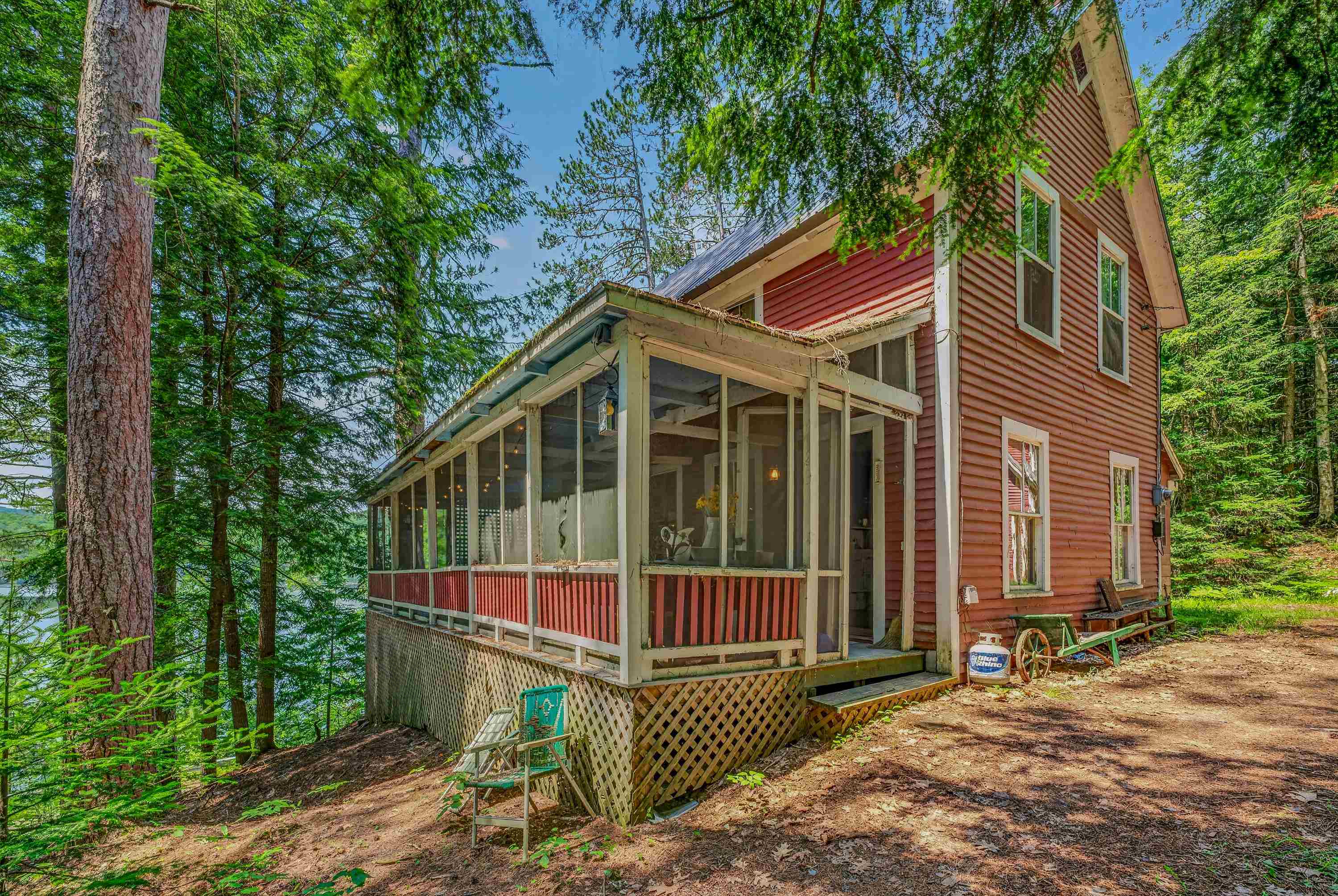 425 Partridge Lake Road Property Photo 1