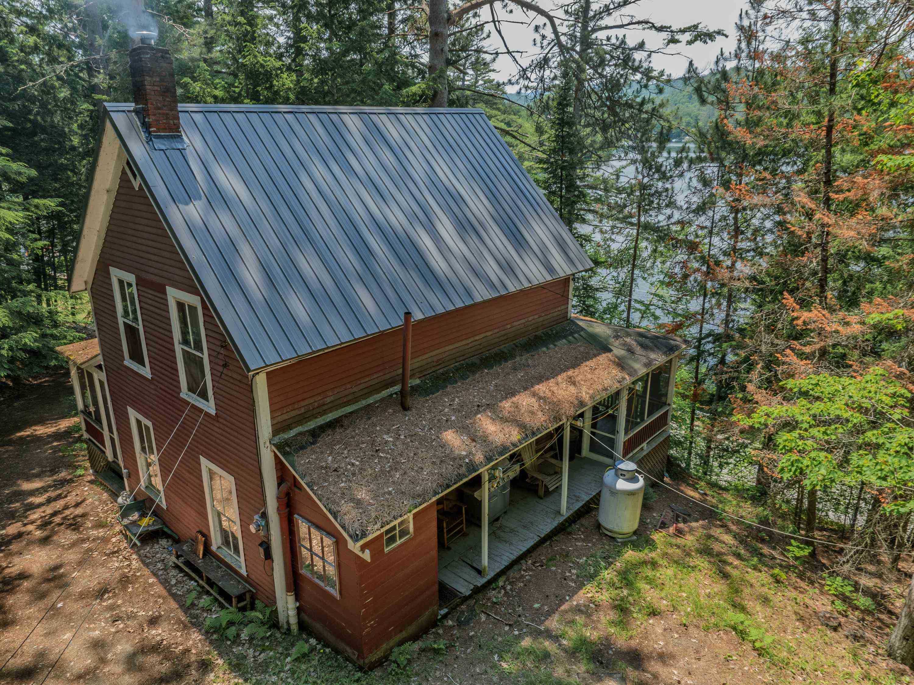 425 Partridge Lake Road Property Photo 3