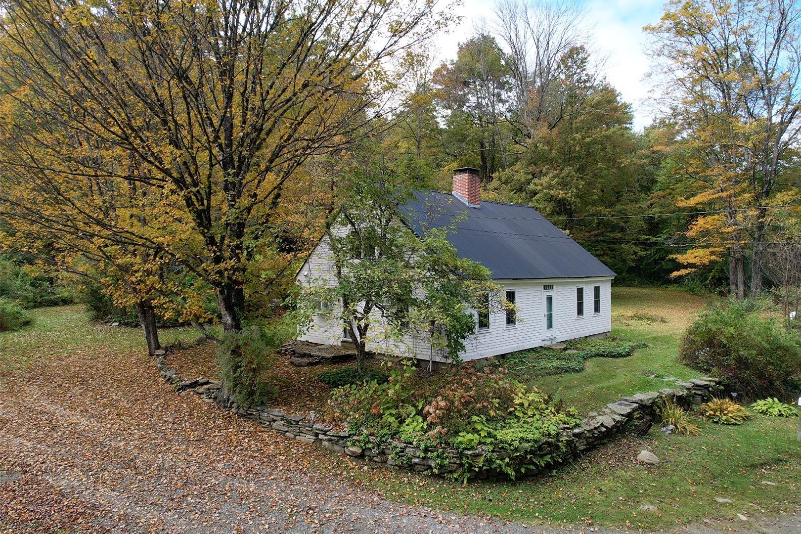 85 Brown's Road Property Photo 2