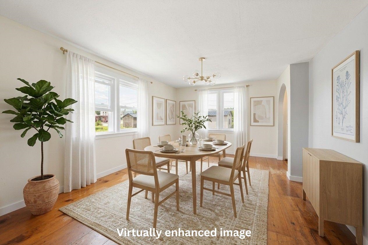 8 Oak Hill Street Property Photo 3
