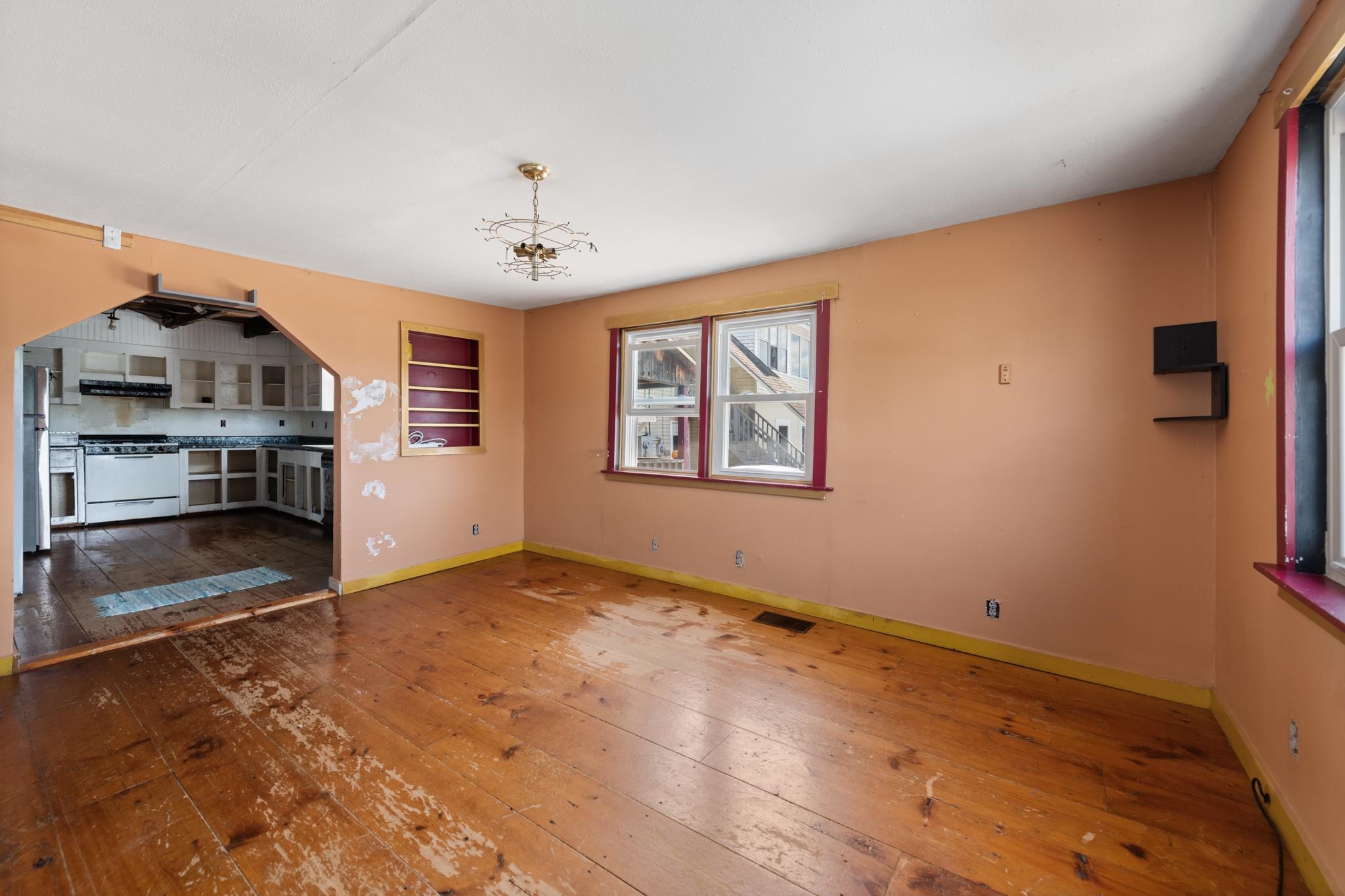 8 Oak Hill Street Property Photo 10