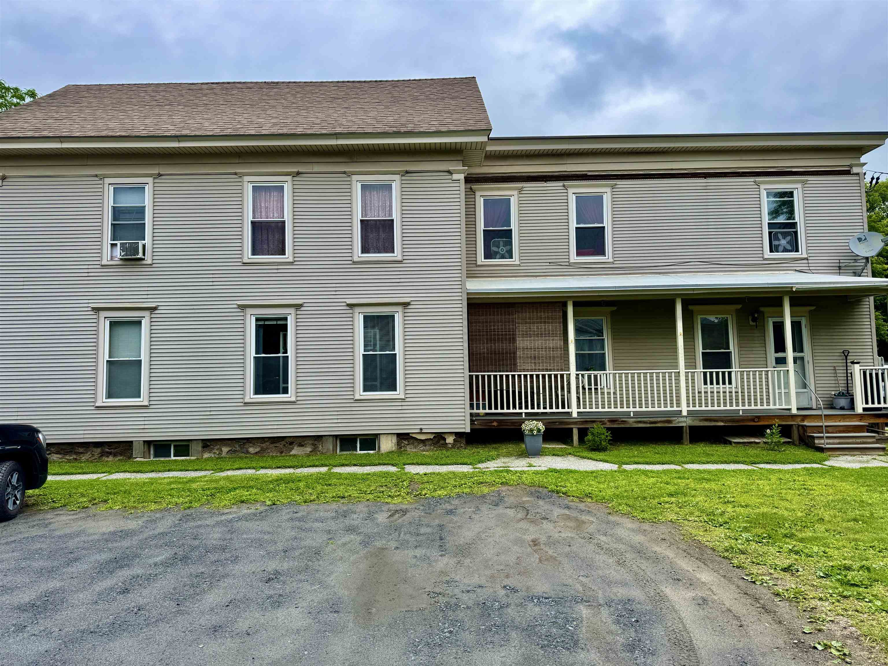 9 Brook Street Property Photo 2