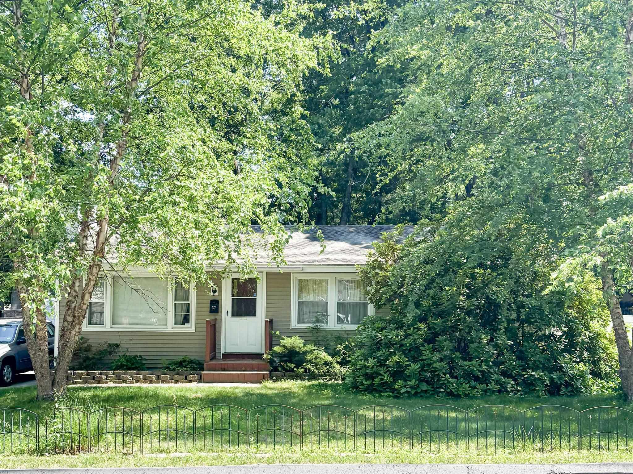 37 Damon Avenue Property Photo 1