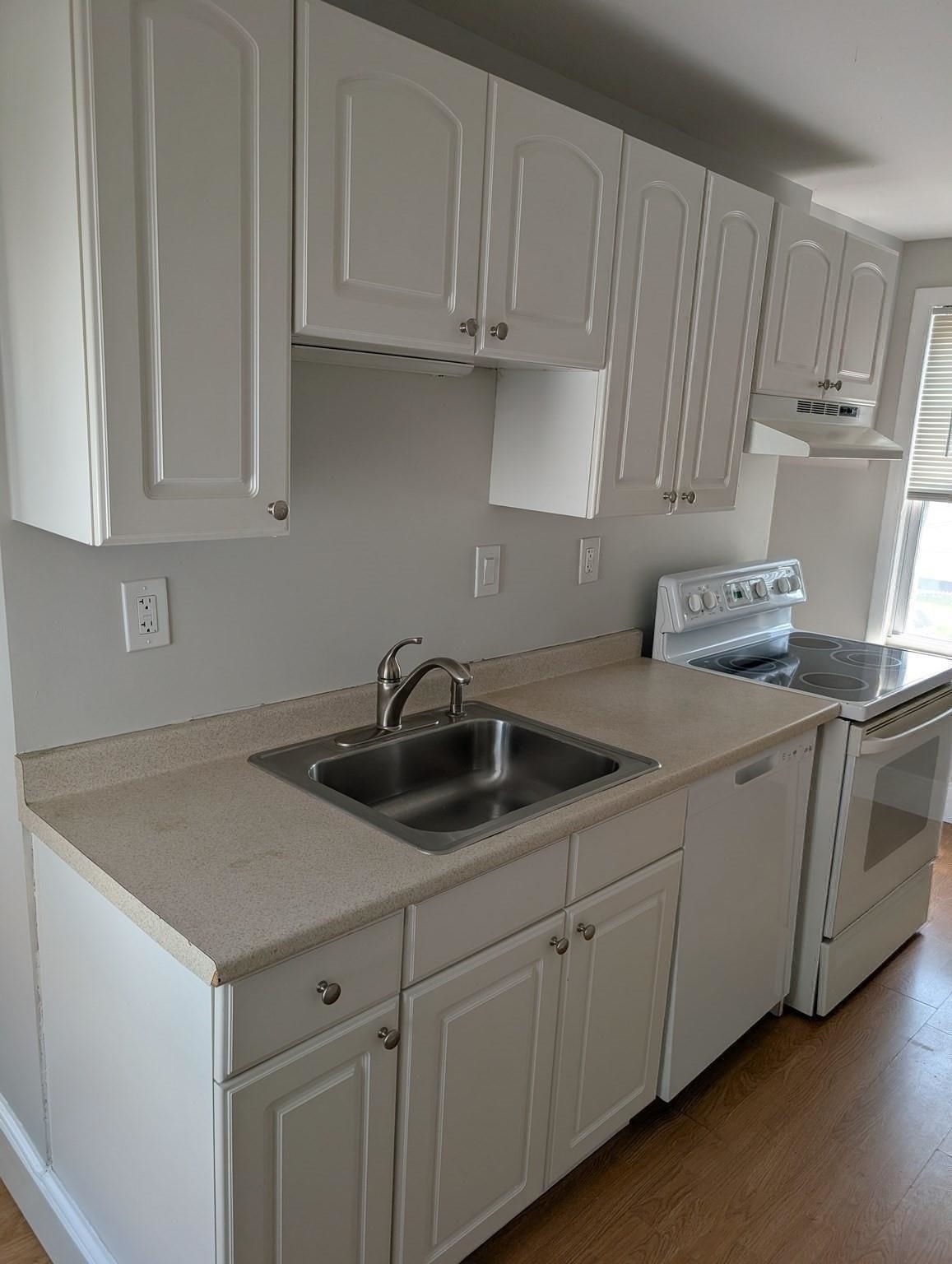 644 Pine Street Property Photo 27