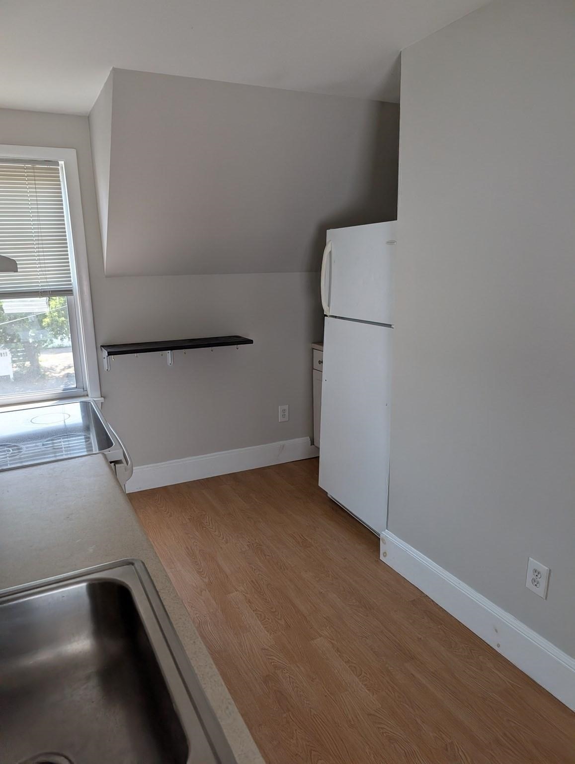 644 Pine Street Property Photo 28
