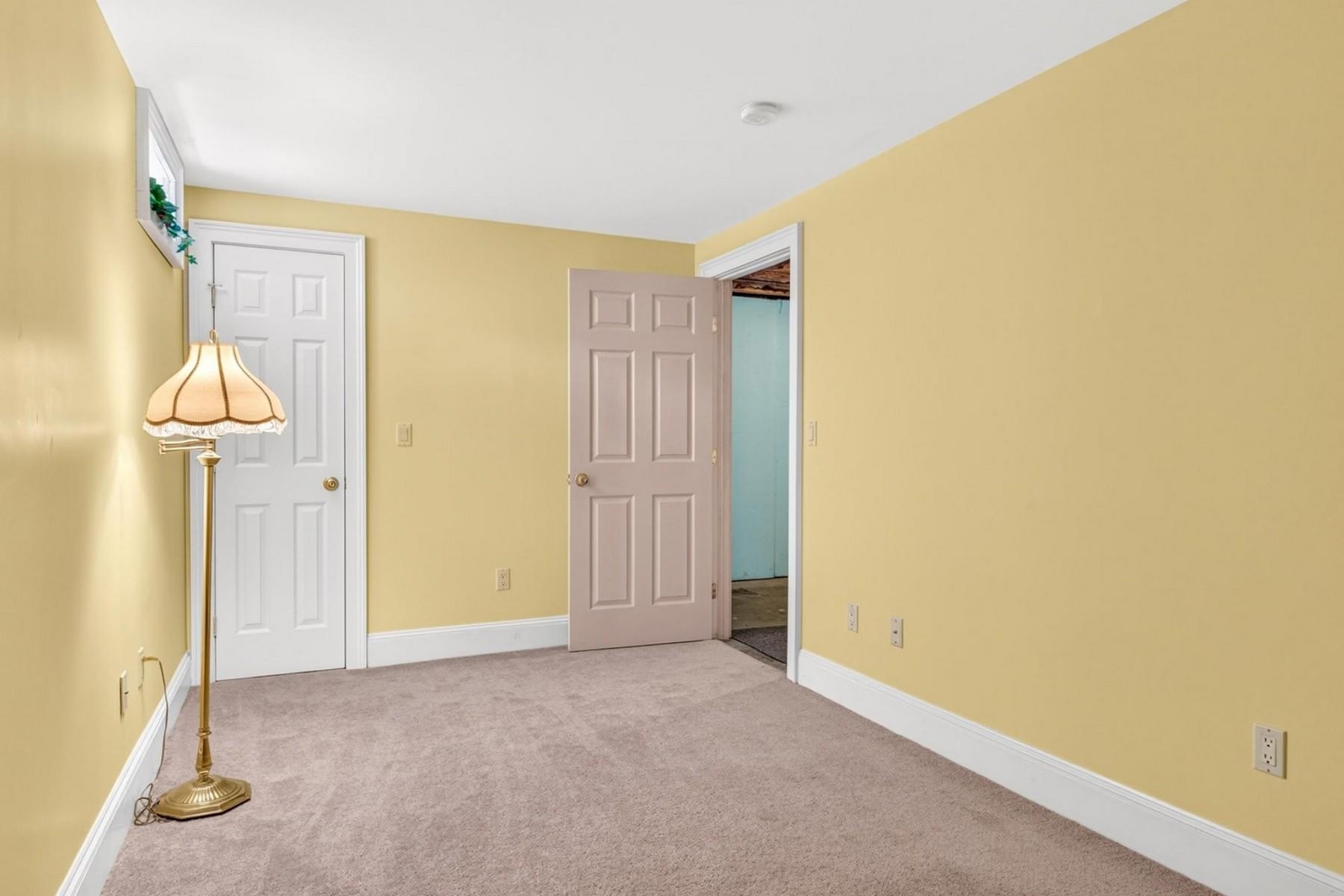 15 Tuttle Meadow Drive Property Photo 49