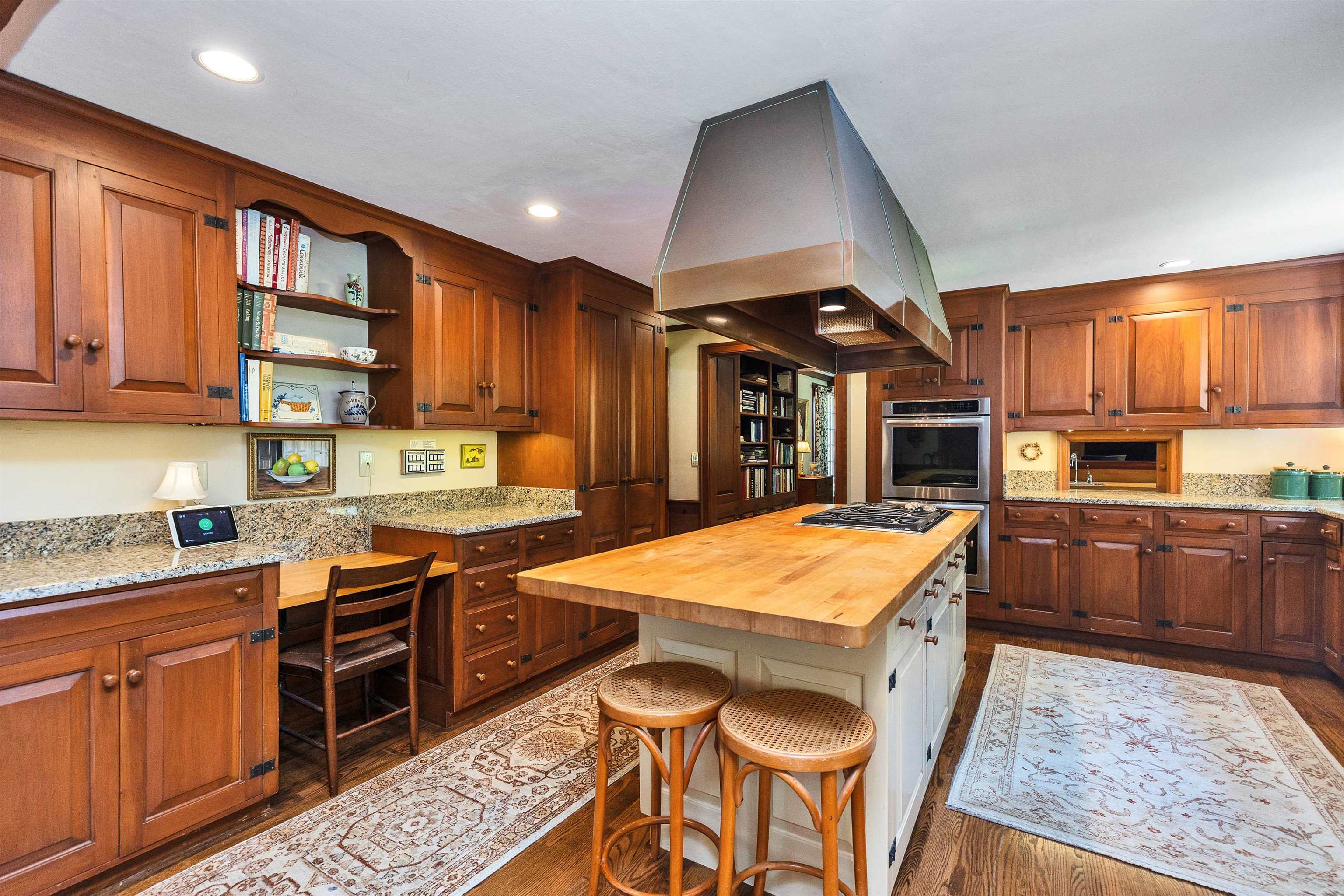 7 Melendy Hollow Property Photo 10