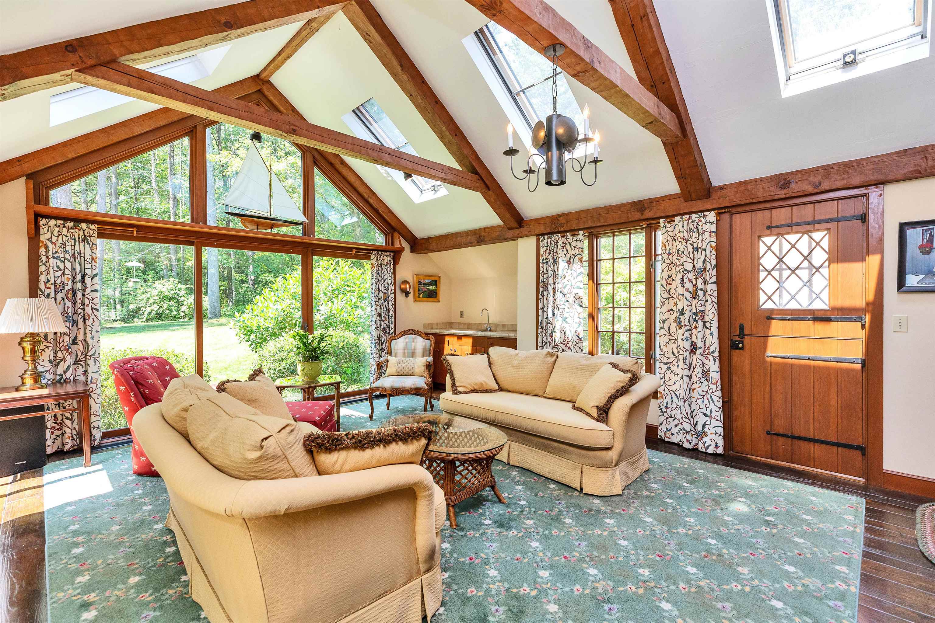 7 Melendy Hollow Property Photo 15