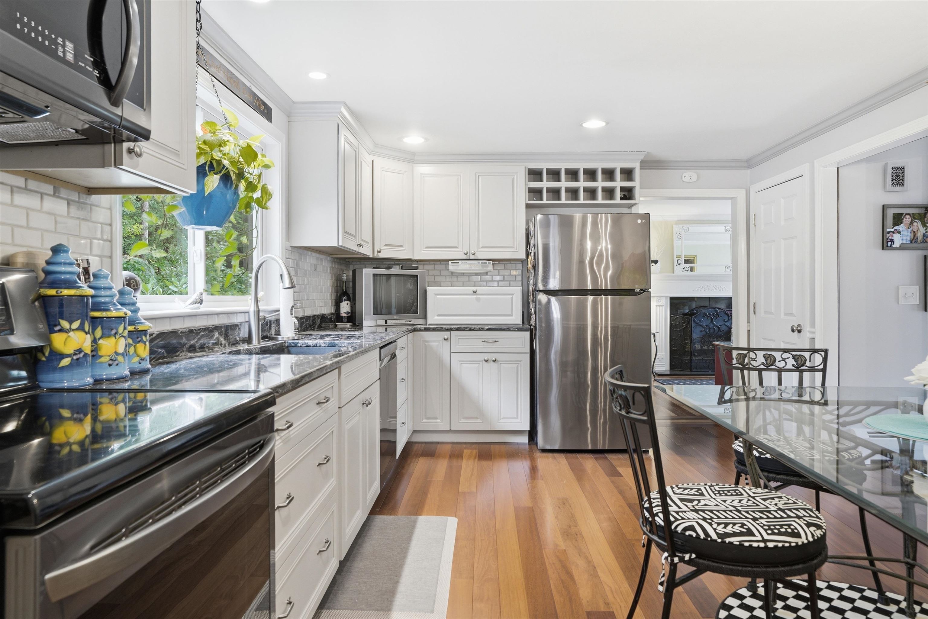 9 Whitman Road Property Photo 7