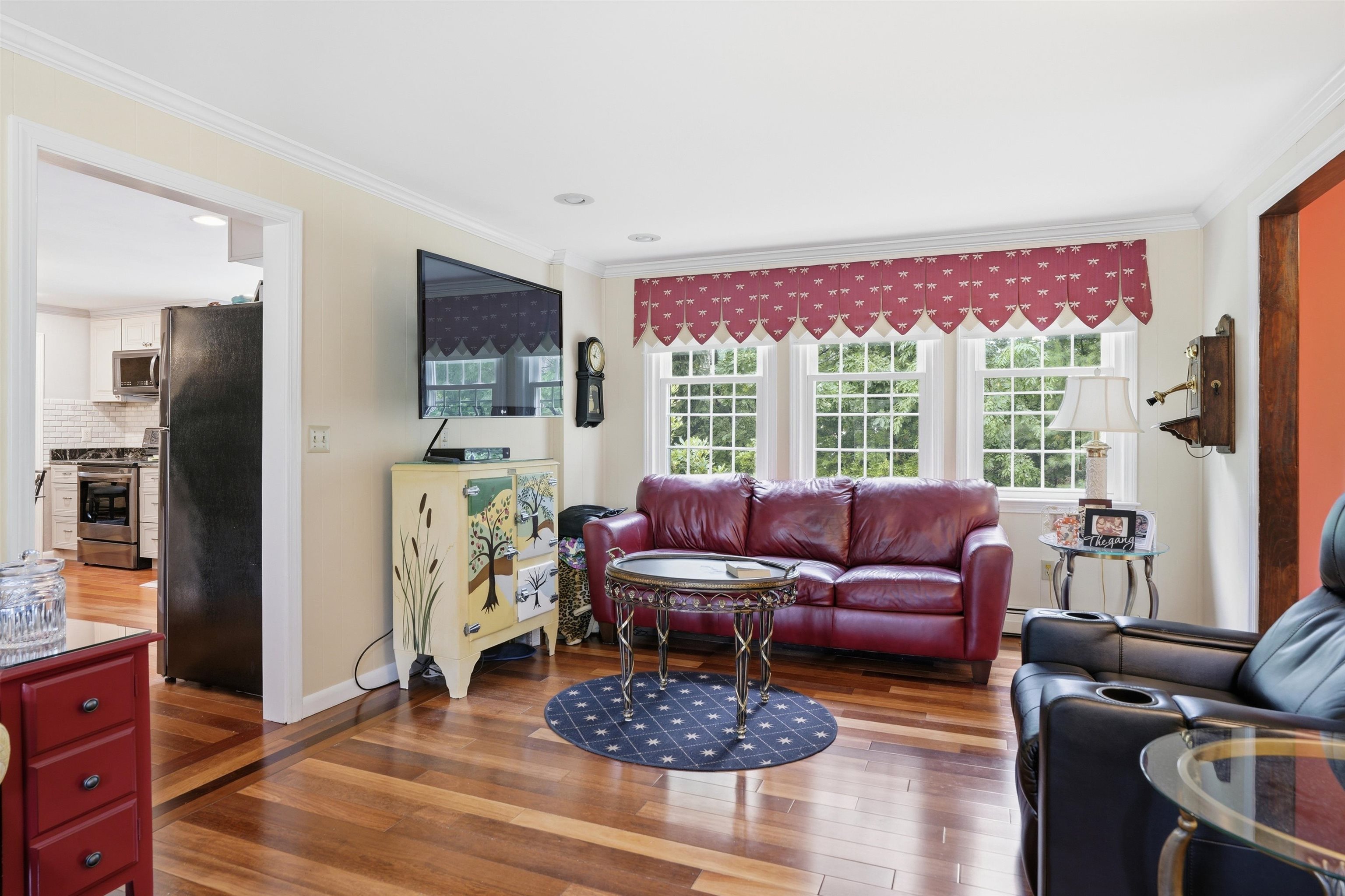 9 Whitman Road Property Photo 13