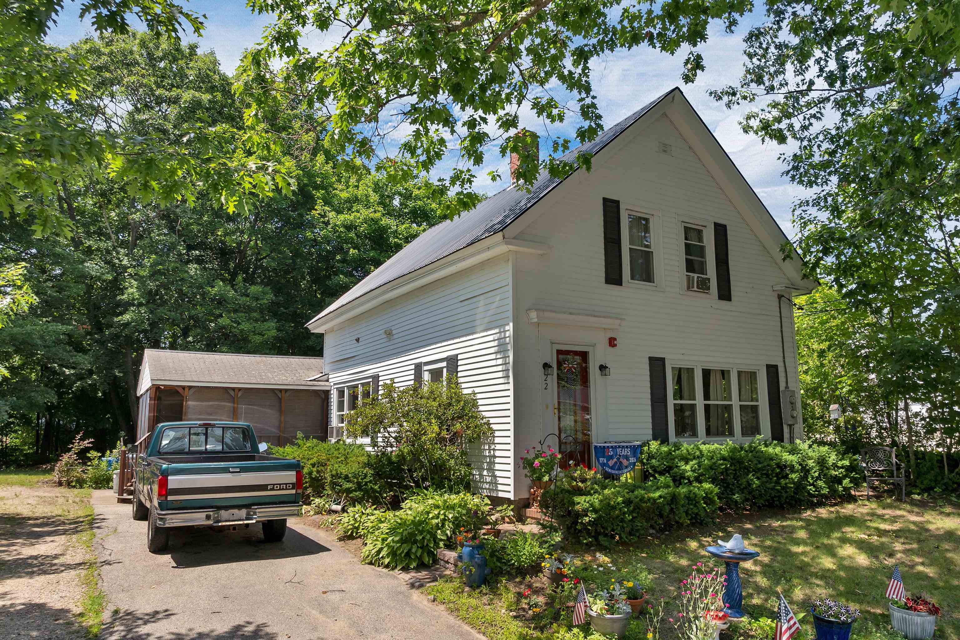 22 Cosmar Drive Property Photo 1