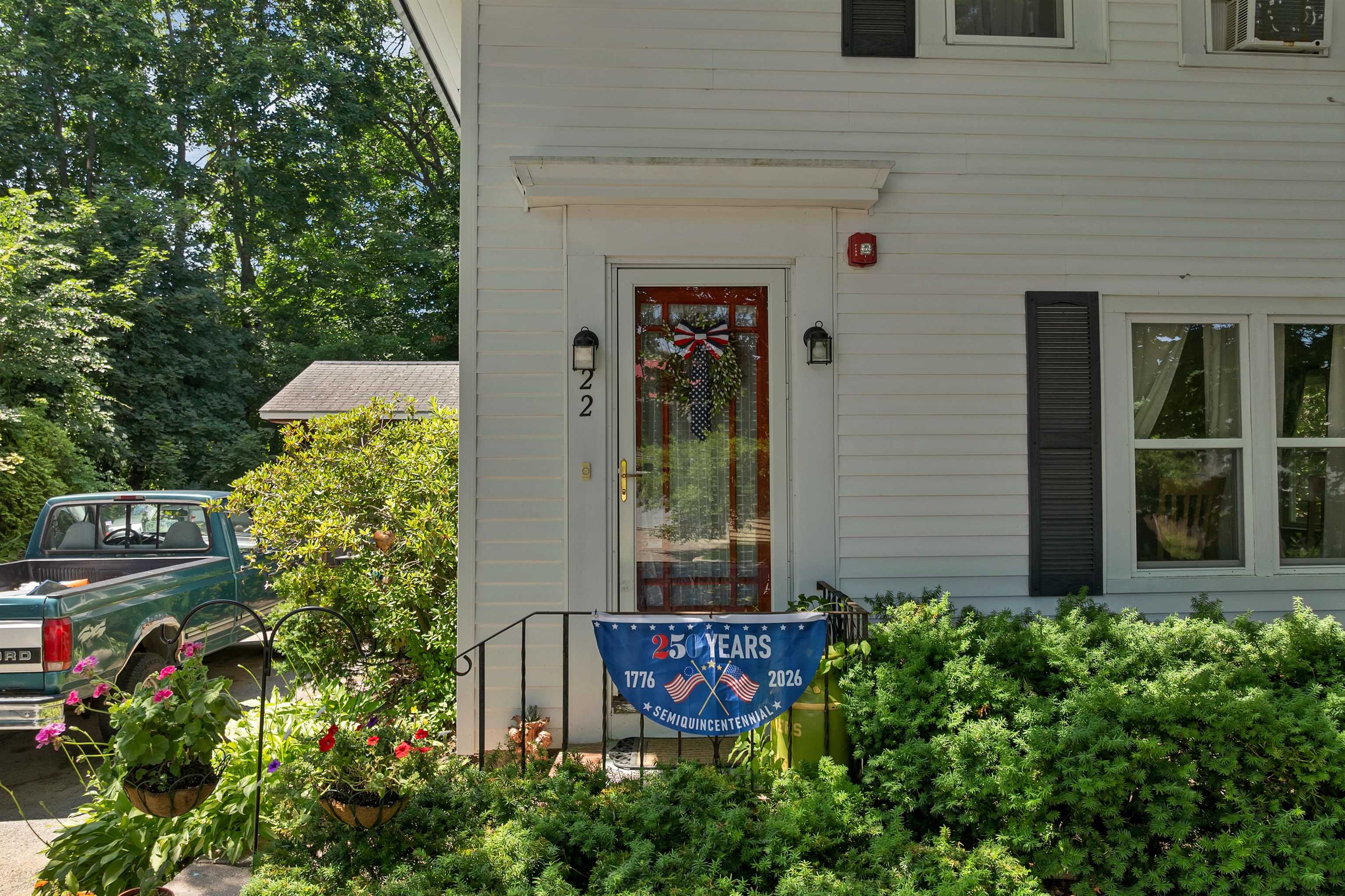 22 Cosmar Drive Property Photo 2