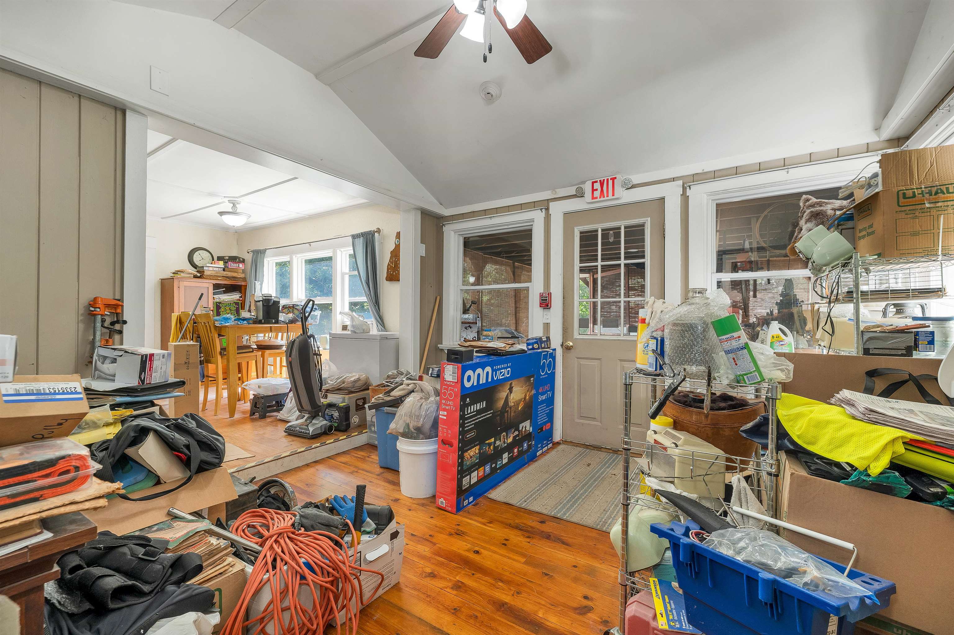 22 Cosmar Drive Property Photo 6
