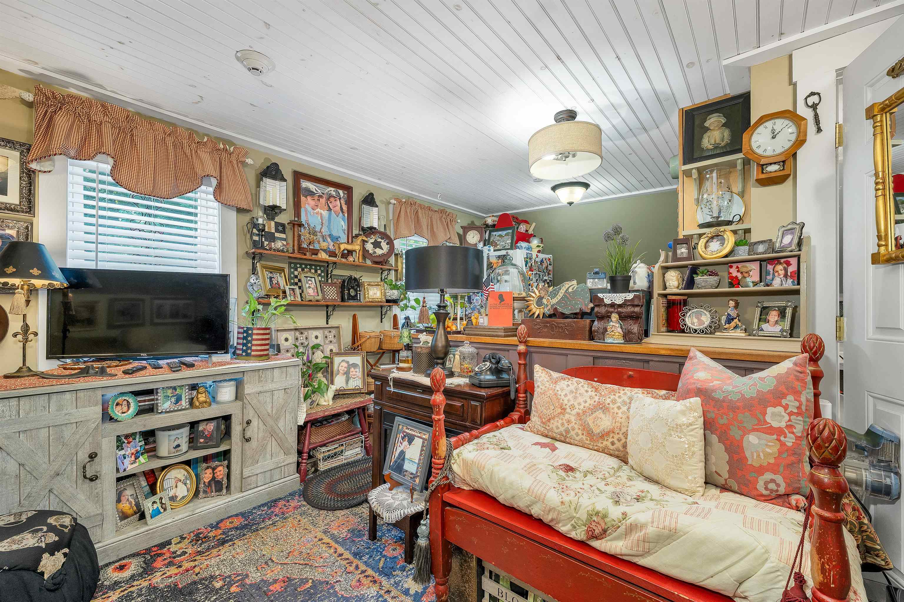 22 Cosmar Drive Property Photo 16