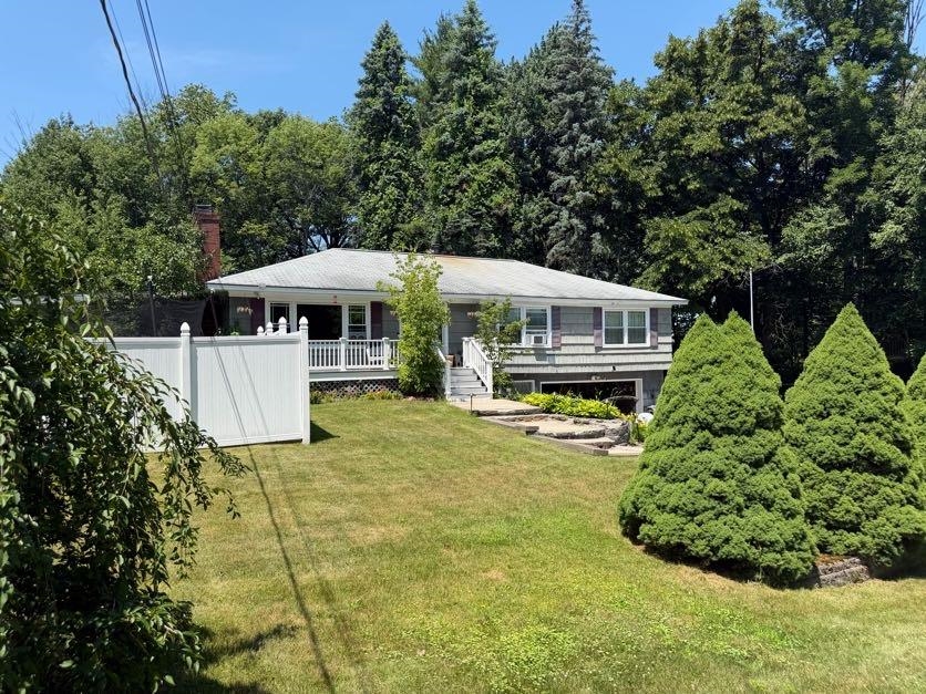 3 Lincoln Drive Property Photo 1