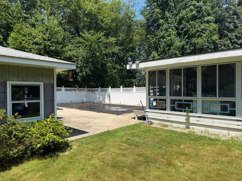 3 Lincoln Drive Property Photo 3