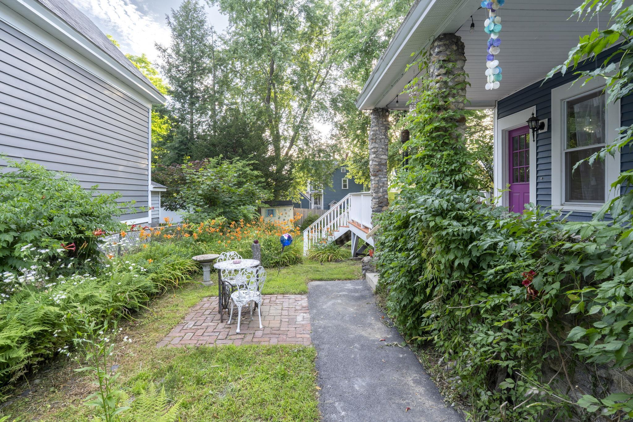 414 Walnut Street Property Photo 6
